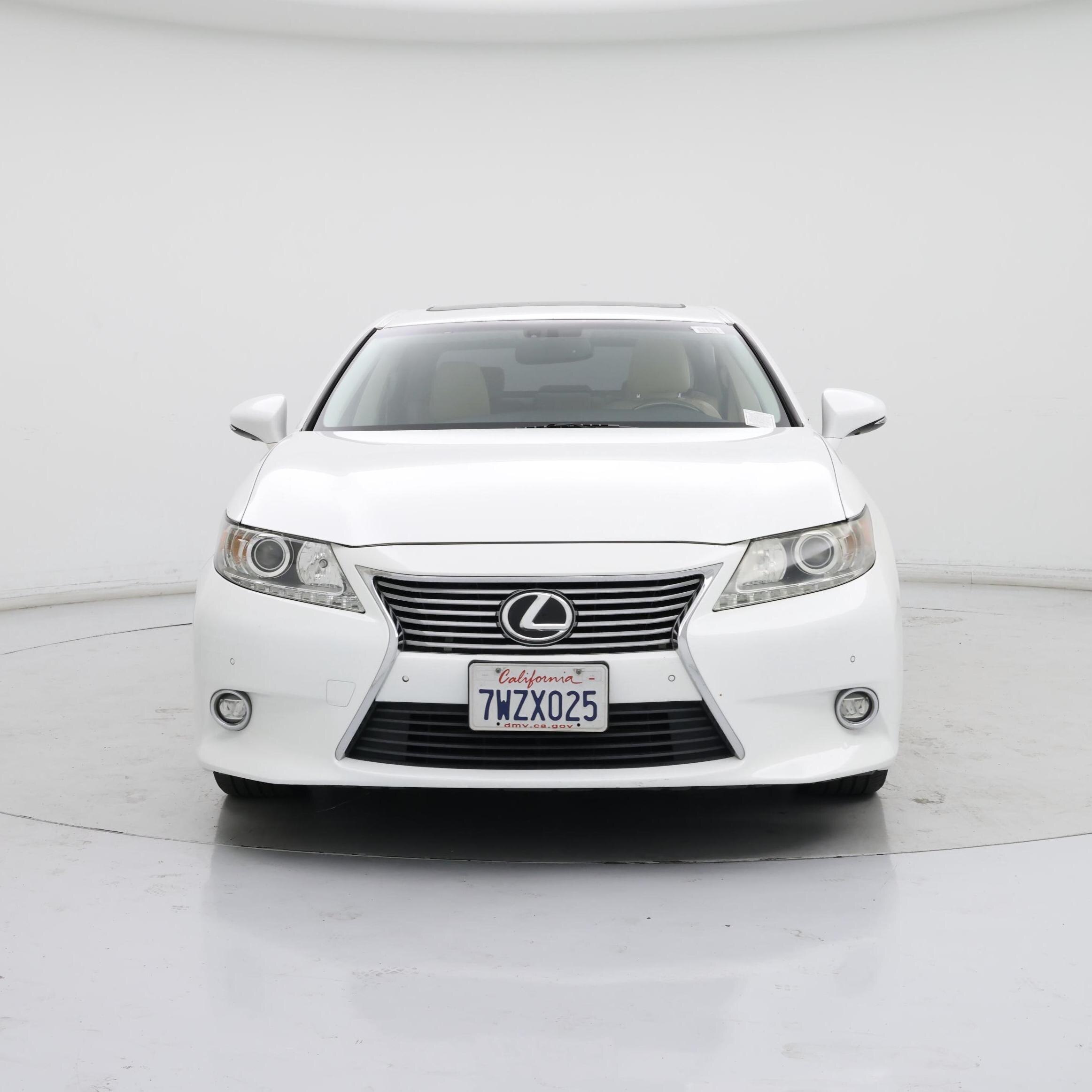 Thumbnail: 2014 Lexus ES - 5