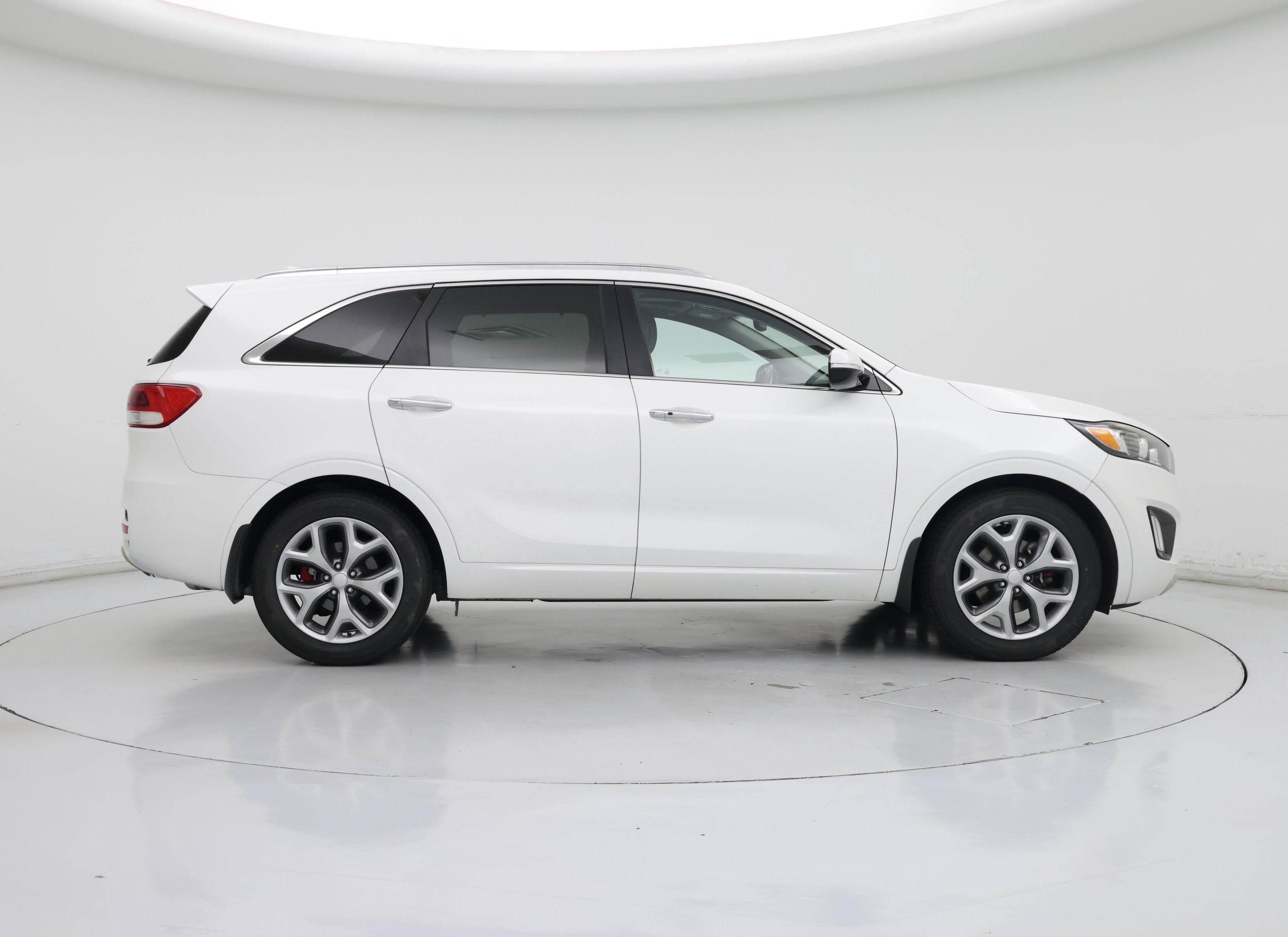 Thumbnail: 2016 Kia Sorento - 7