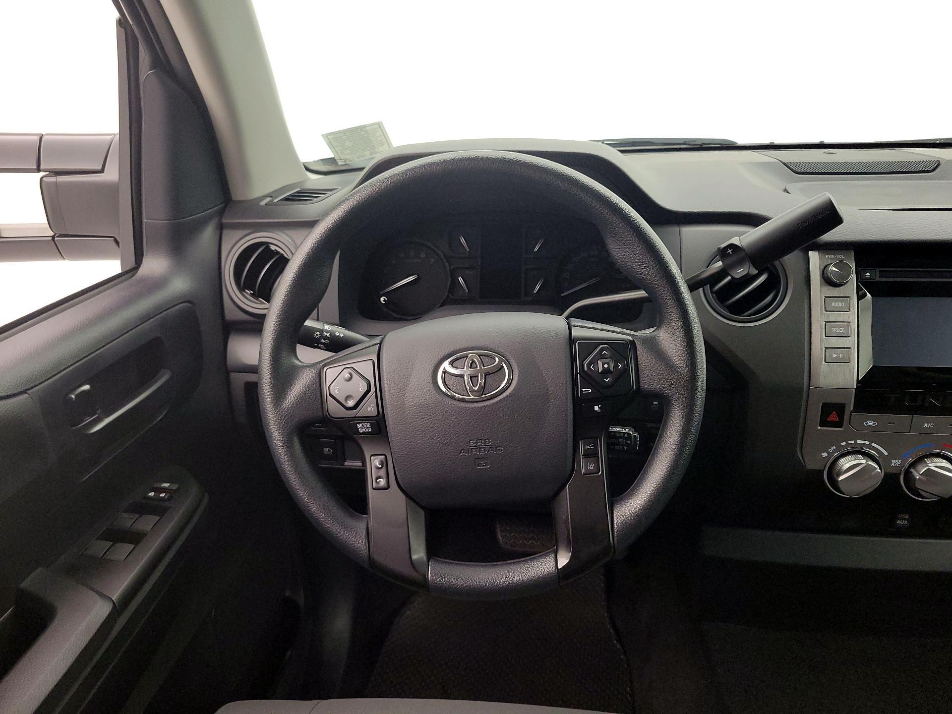 Thumbnail: 2019 Toyota Tundra - 10