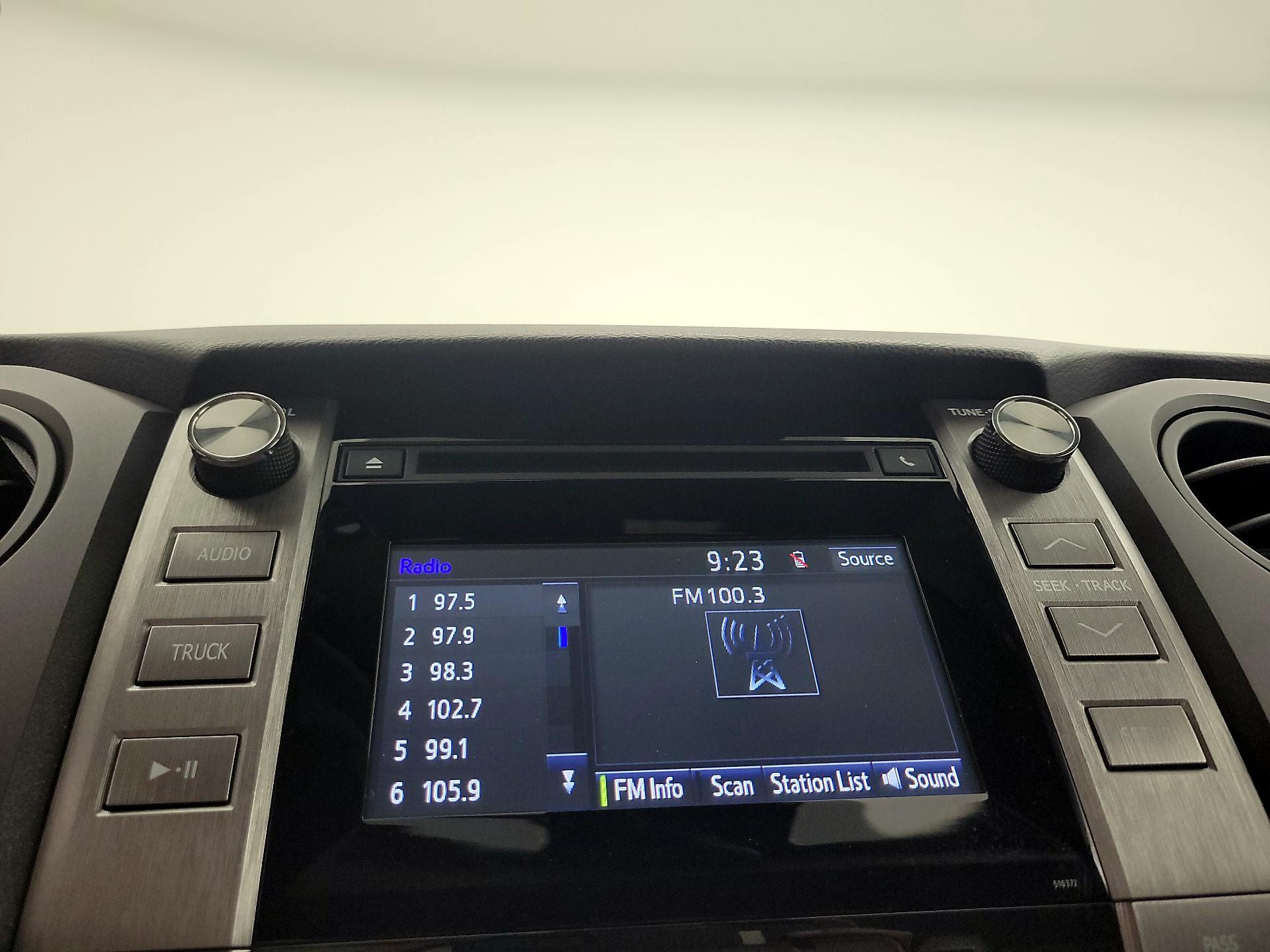 Thumbnail: 2019 Toyota Tundra - 15