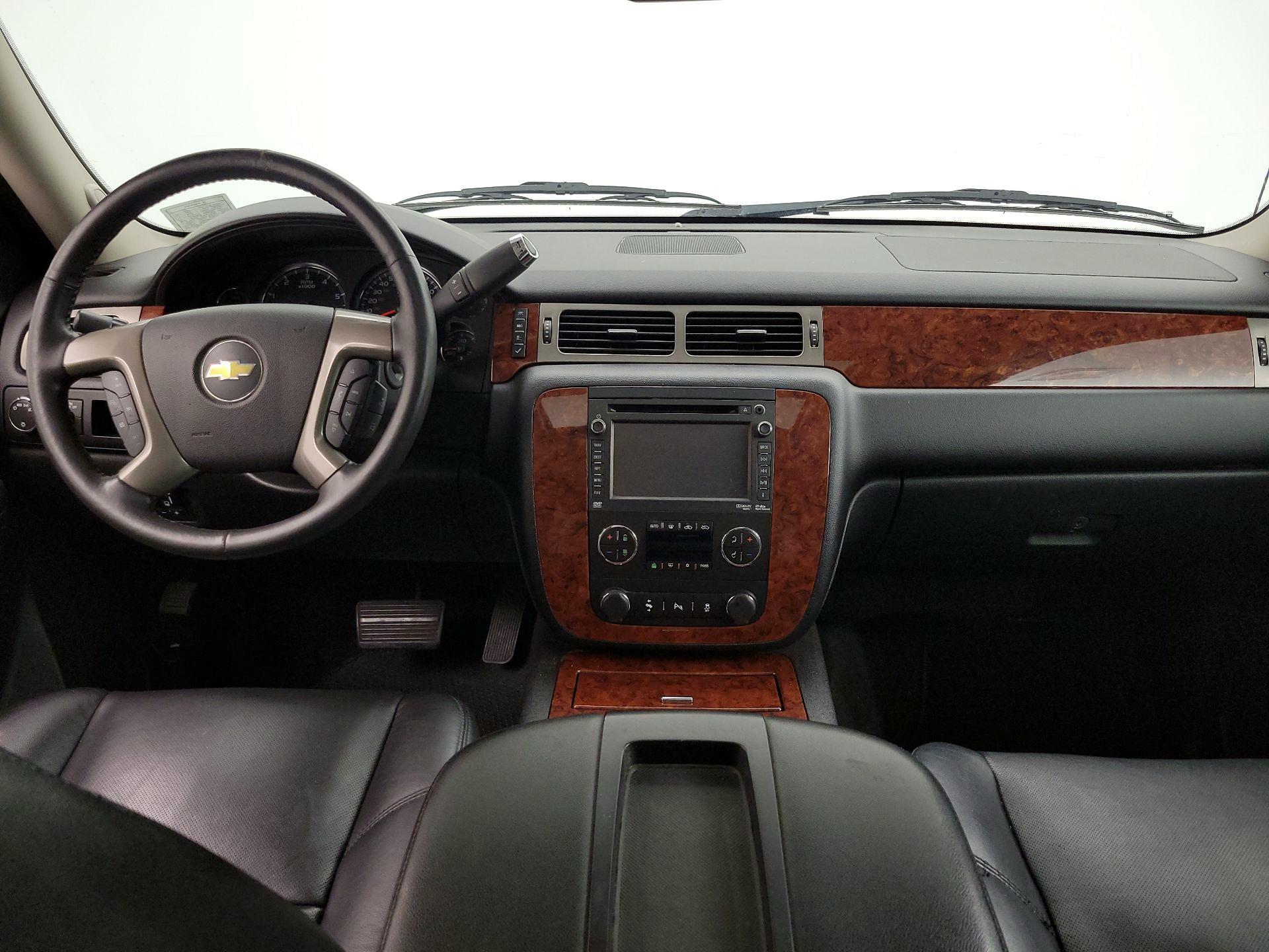 Thumbnail: 2013 Chevrolet Avalanche 1500 - 9