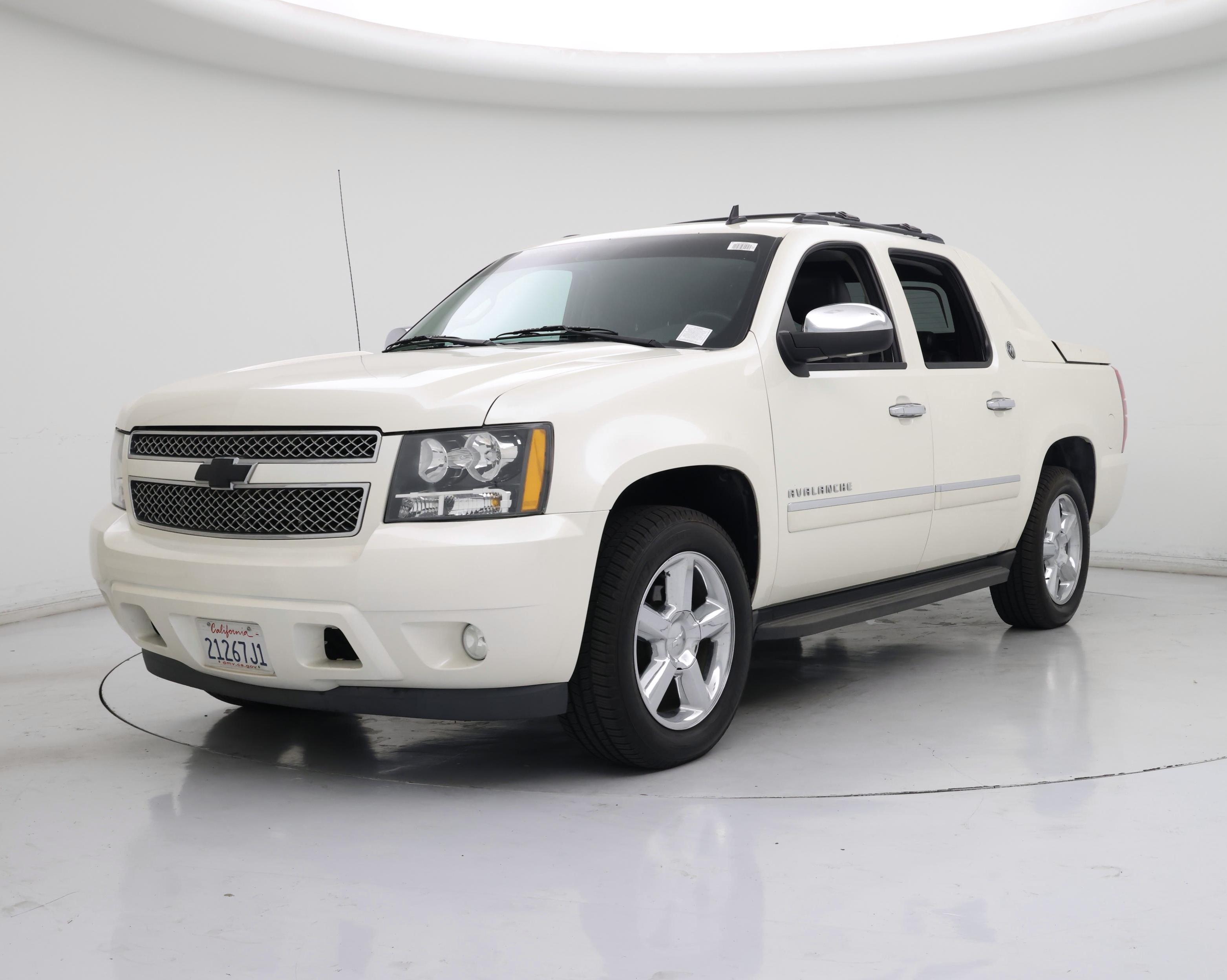Thumbnail: 2013 Chevrolet Avalanche 1500 - 4