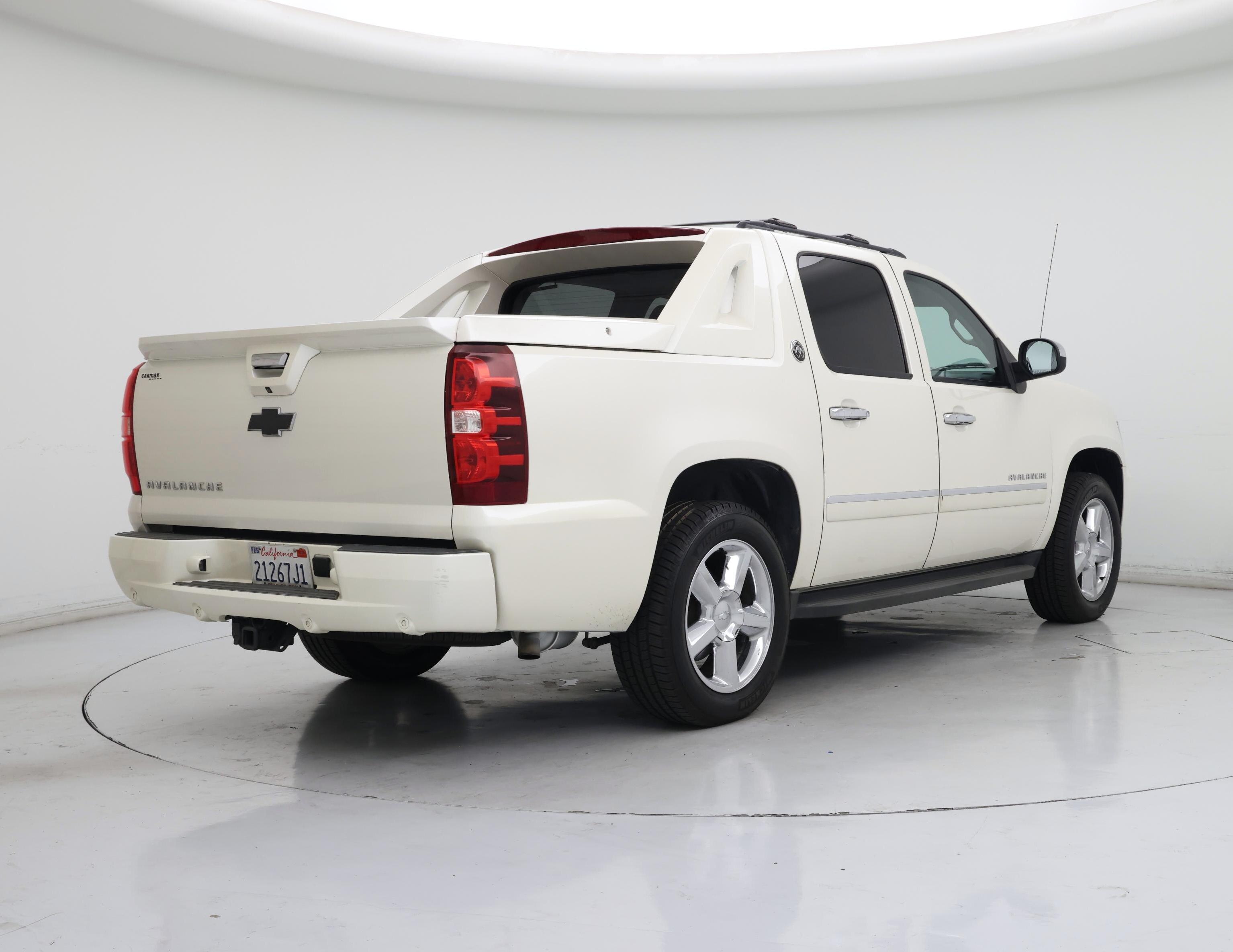 Thumbnail: 2013 Chevrolet Avalanche 1500 - 8