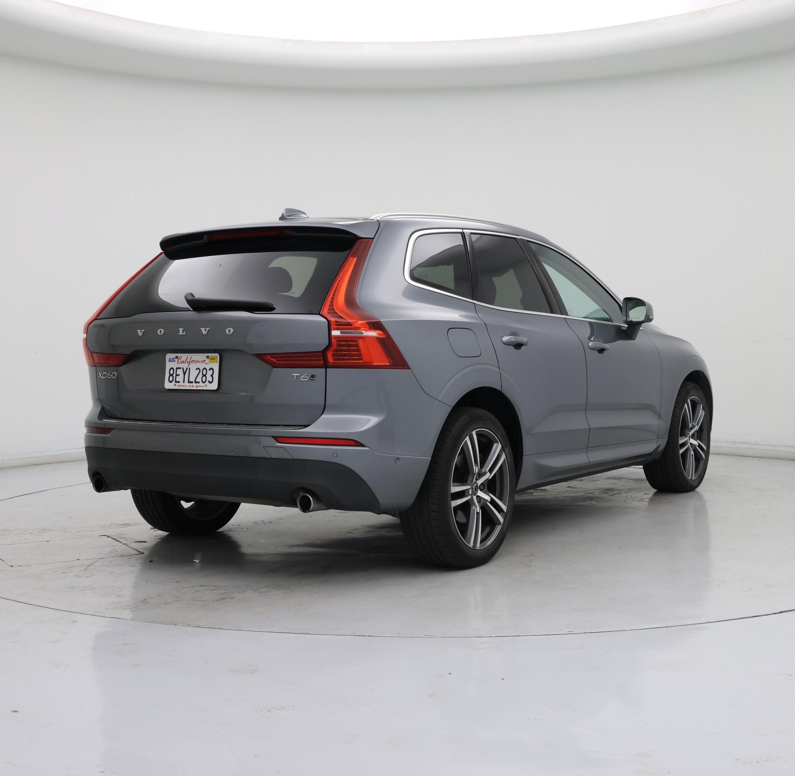 Thumbnail: 2018 Volvo XC60 - 8