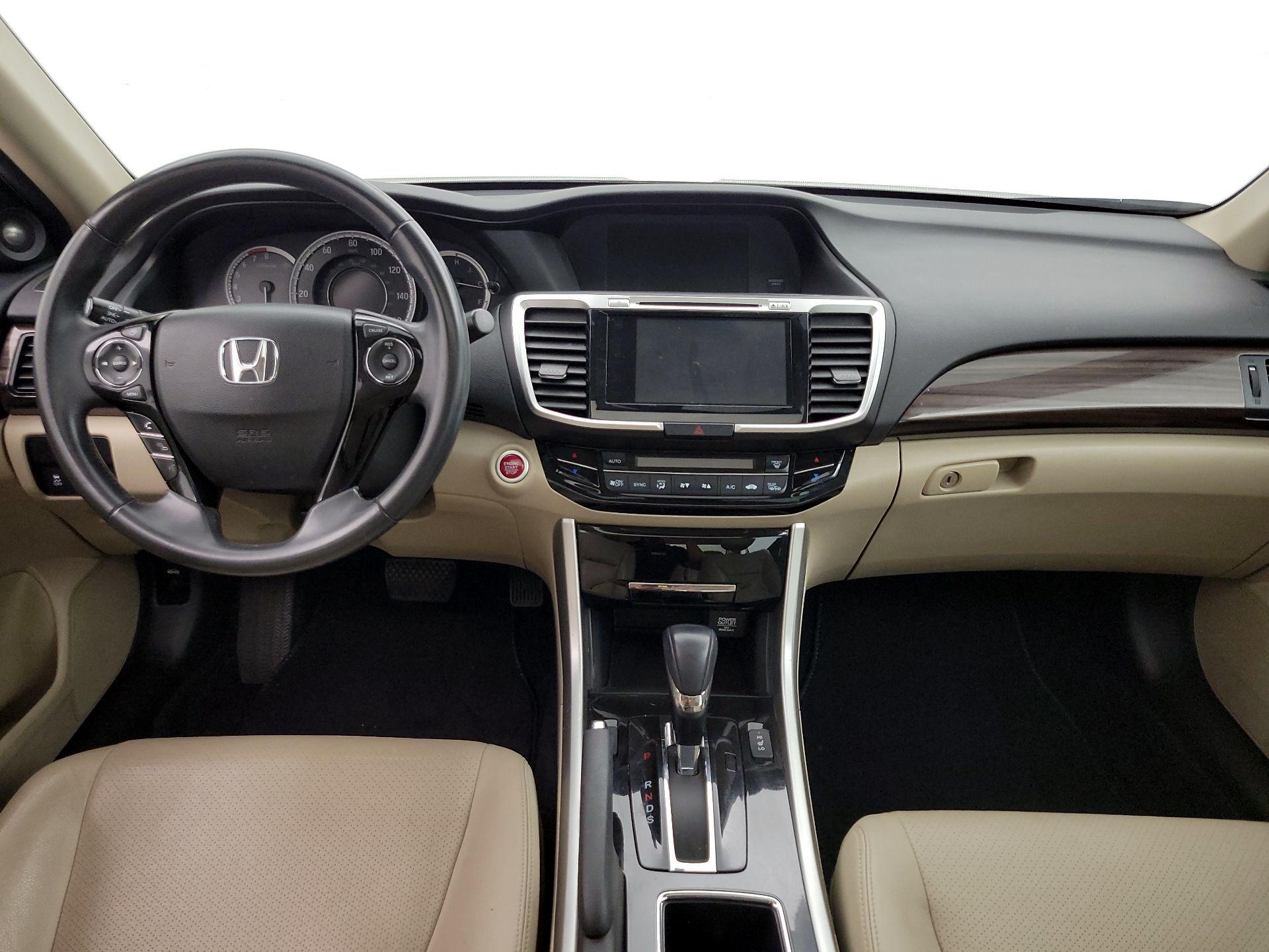 Thumbnail: 2017 Honda Accord - 9
