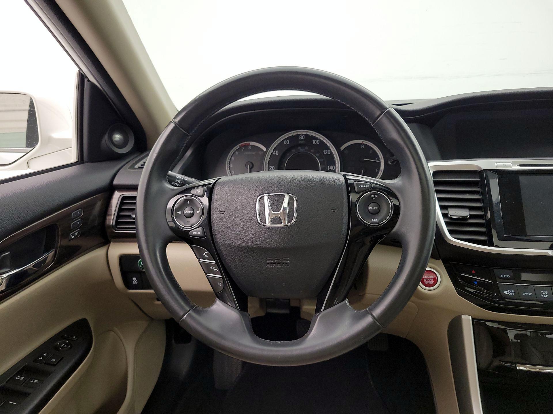 Thumbnail: 2017 Honda Accord - 10