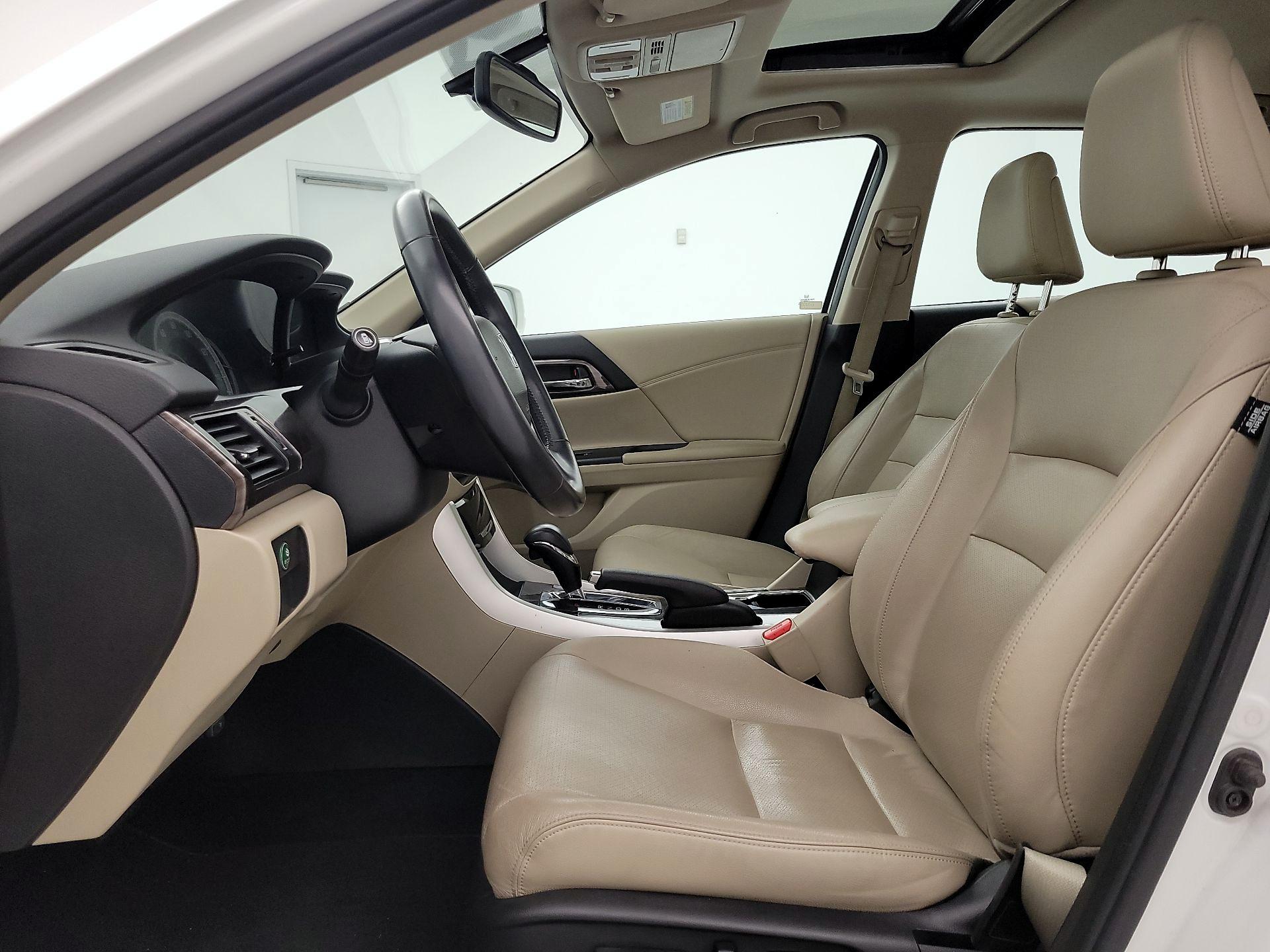Thumbnail: 2017 Honda Accord - 11