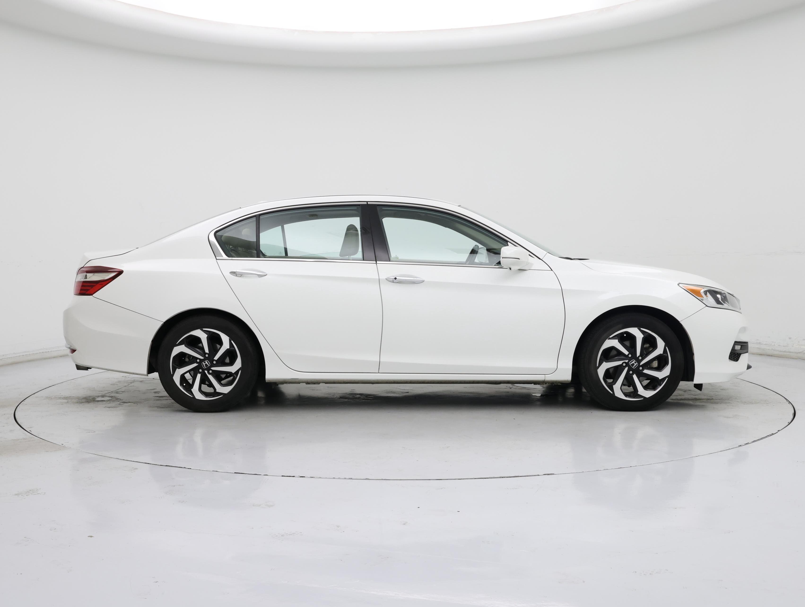 Thumbnail: 2017 Honda Accord - 7