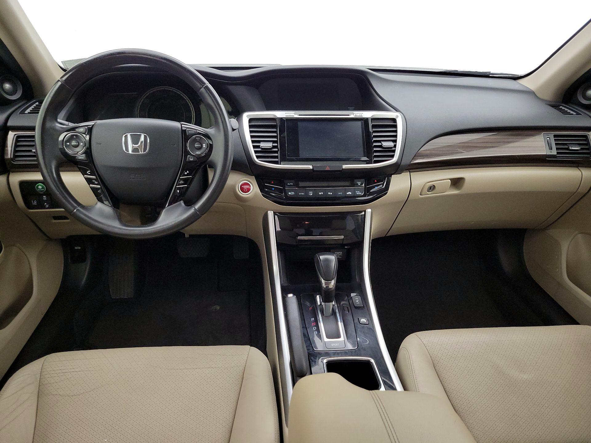 Thumbnail: 2017 Honda Accord - 9