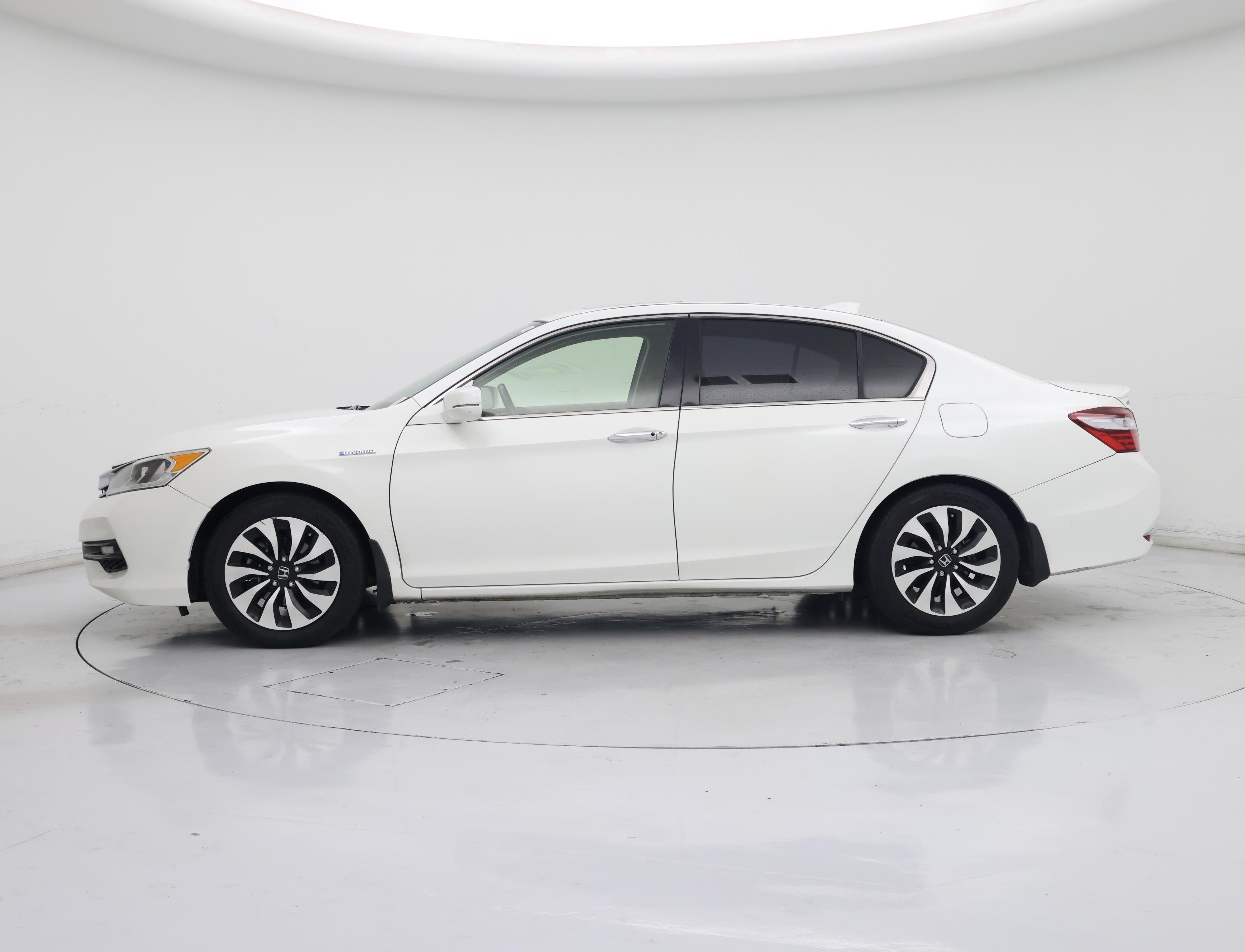 Thumbnail: 2017 Honda Accord - 3