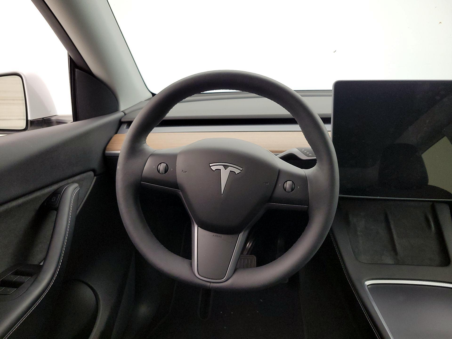 Thumbnail: 2021 Tesla Model Y - 10