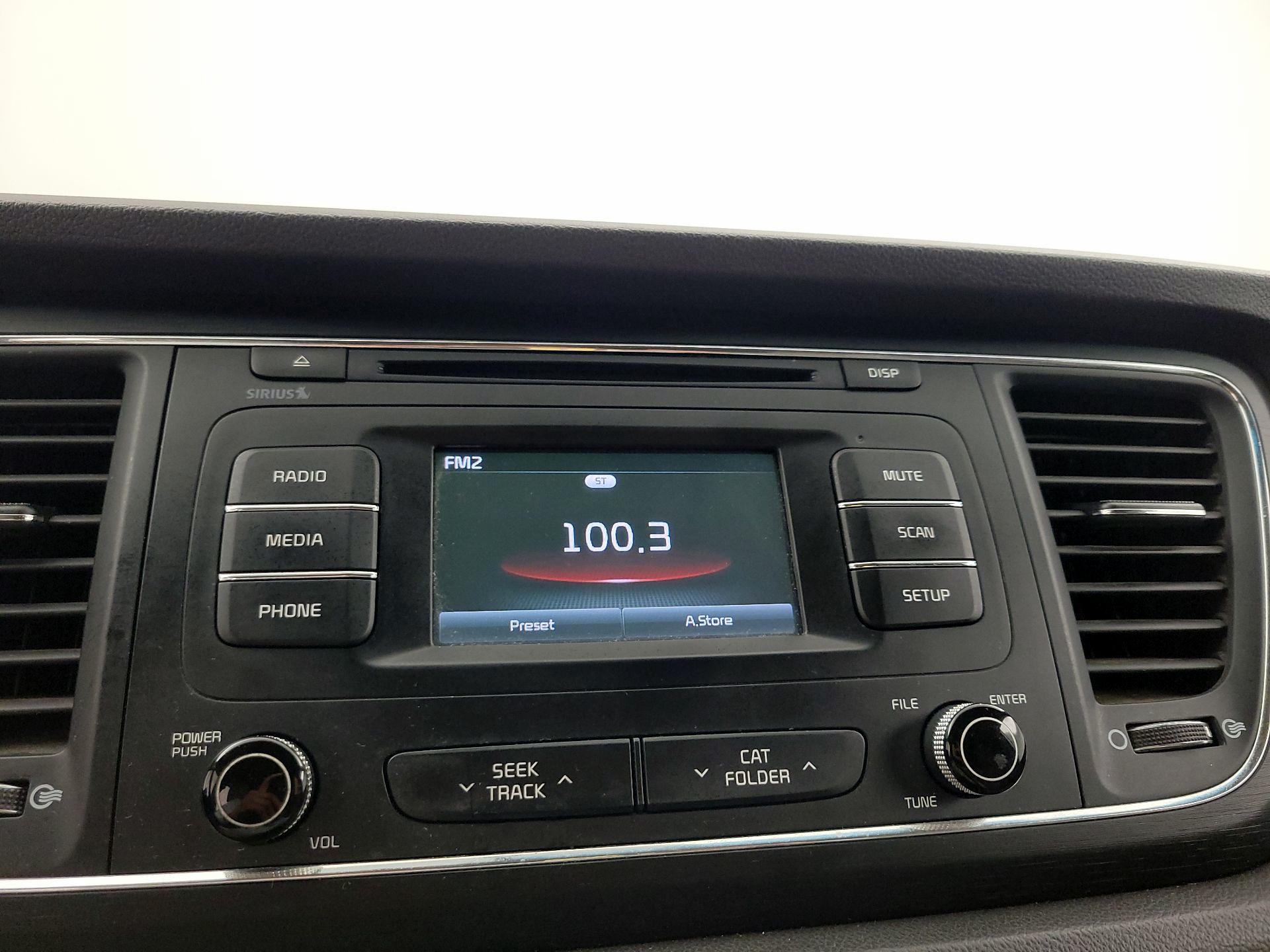 Thumbnail: 2016 Kia Sedona - 15