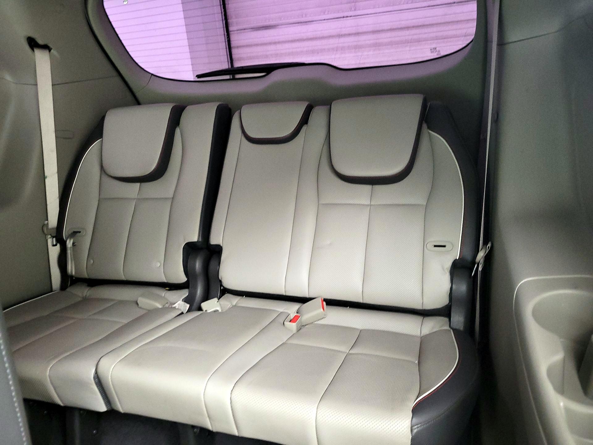 Thumbnail: 2016 Kia Sedona - 20