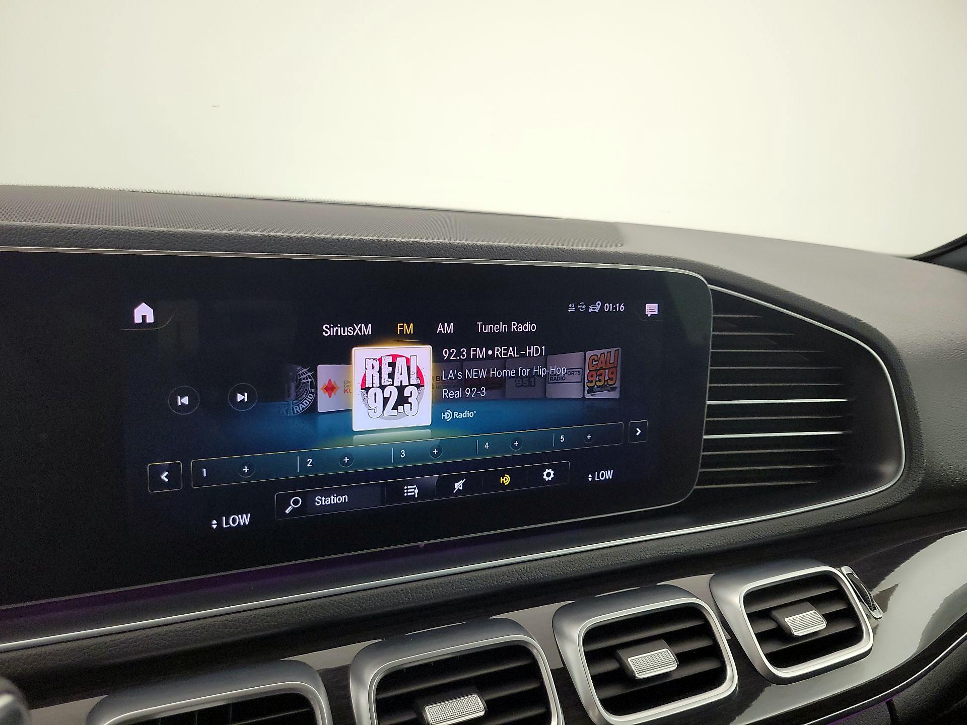 Thumbnail: 2020 Mercedes-Benz GLE - 16