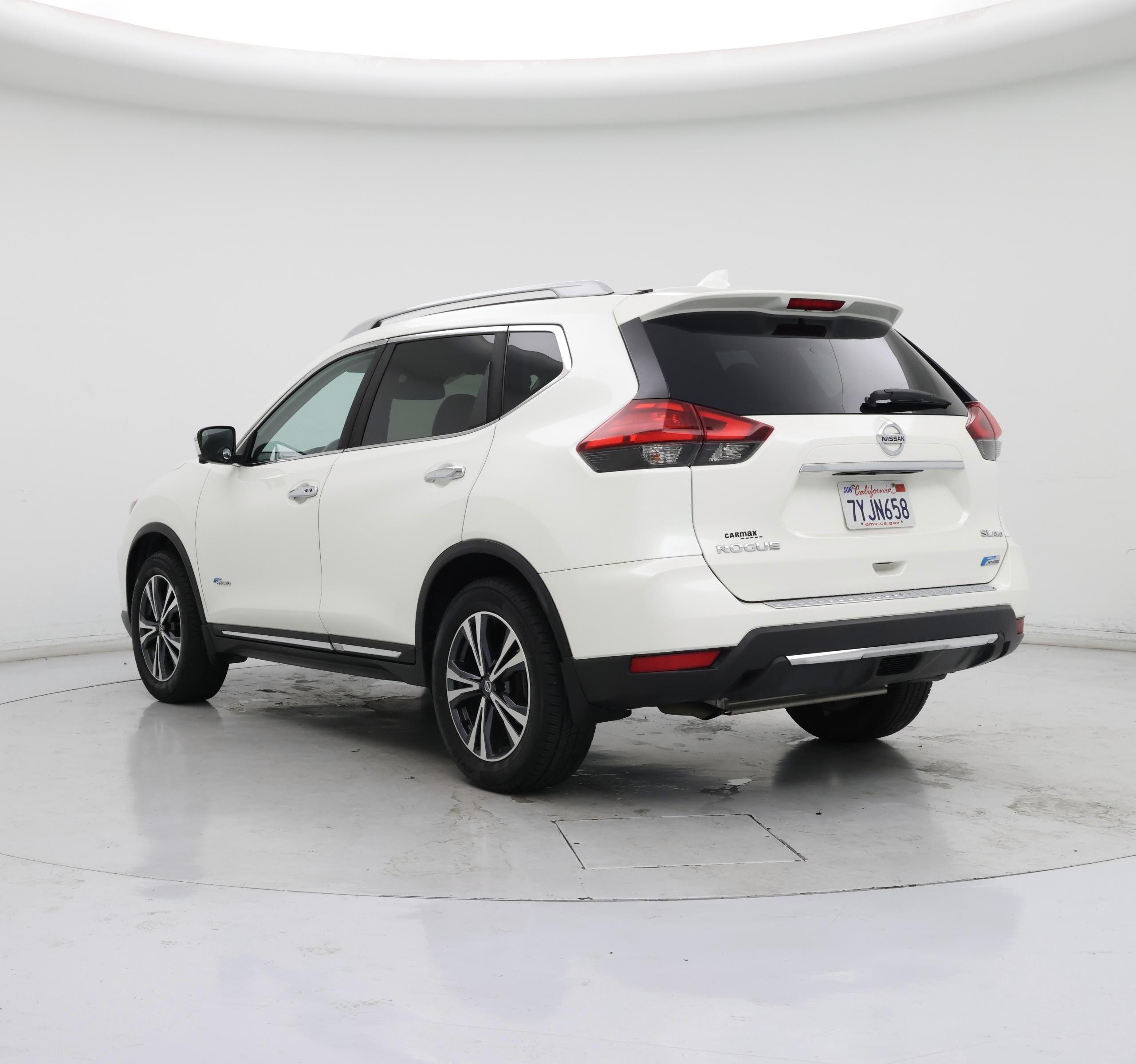 Thumbnail: 2017 Nissan Rogue - 2