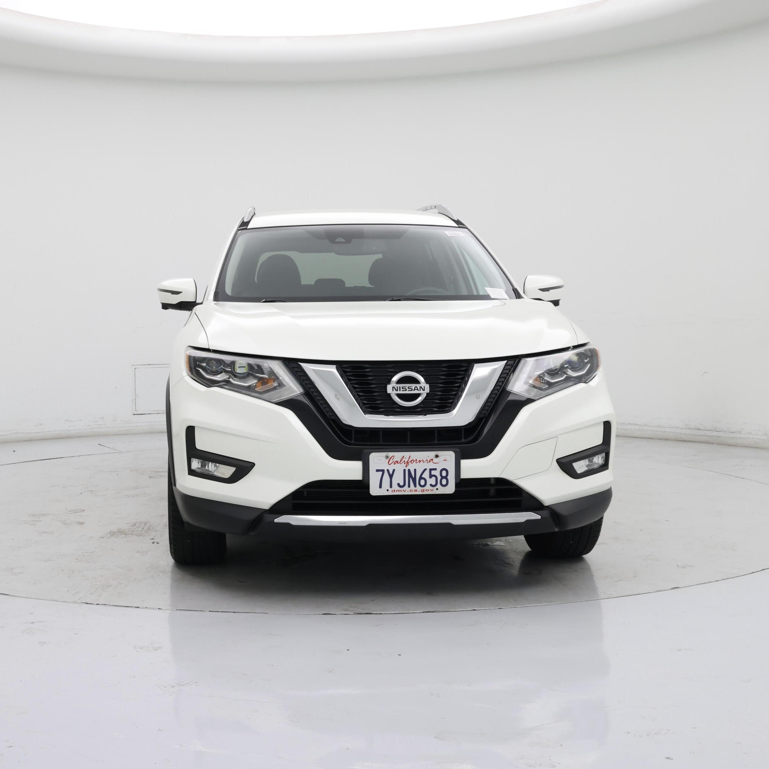 Thumbnail: 2017 Nissan Rogue - 5