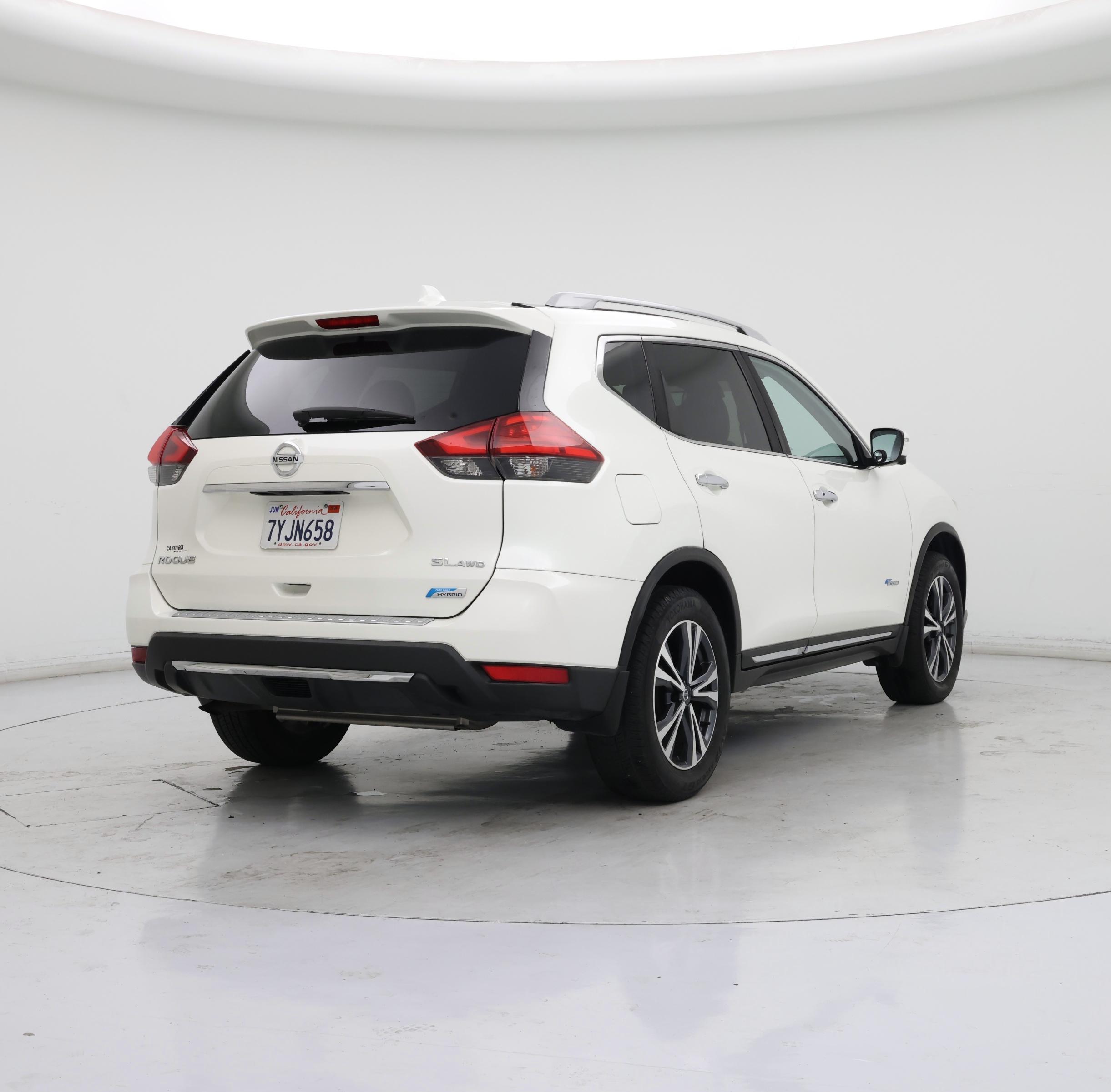 Thumbnail: 2017 Nissan Rogue - 8