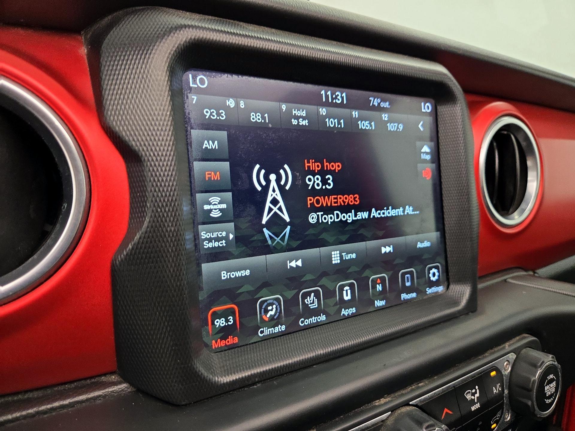 Thumbnail: 2019 Jeep Wrangler - 16