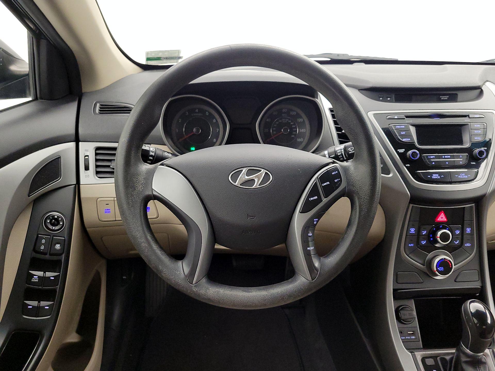 Thumbnail: 2015 Hyundai Elantra - 10