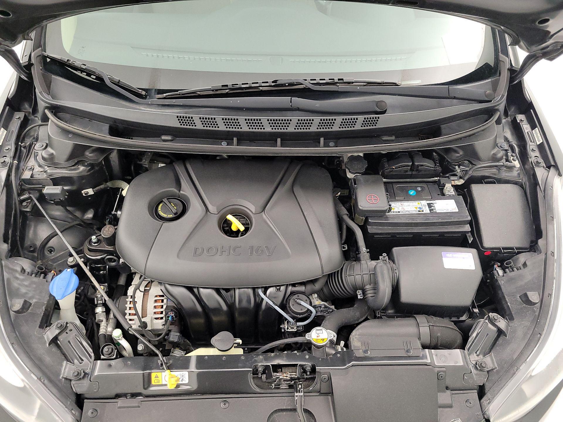 Thumbnail: 2015 Hyundai Elantra - 20