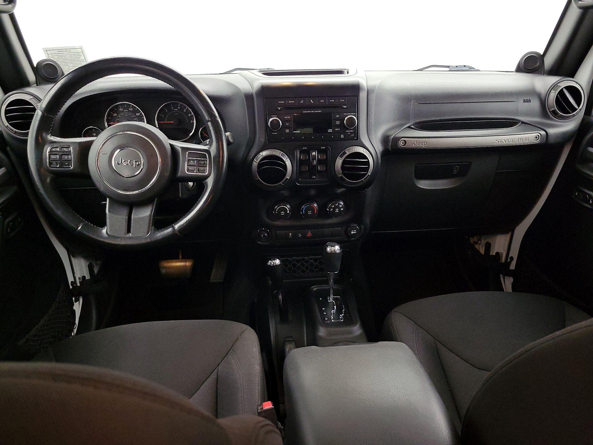 Thumbnail: 2014 Jeep Wrangler - 11