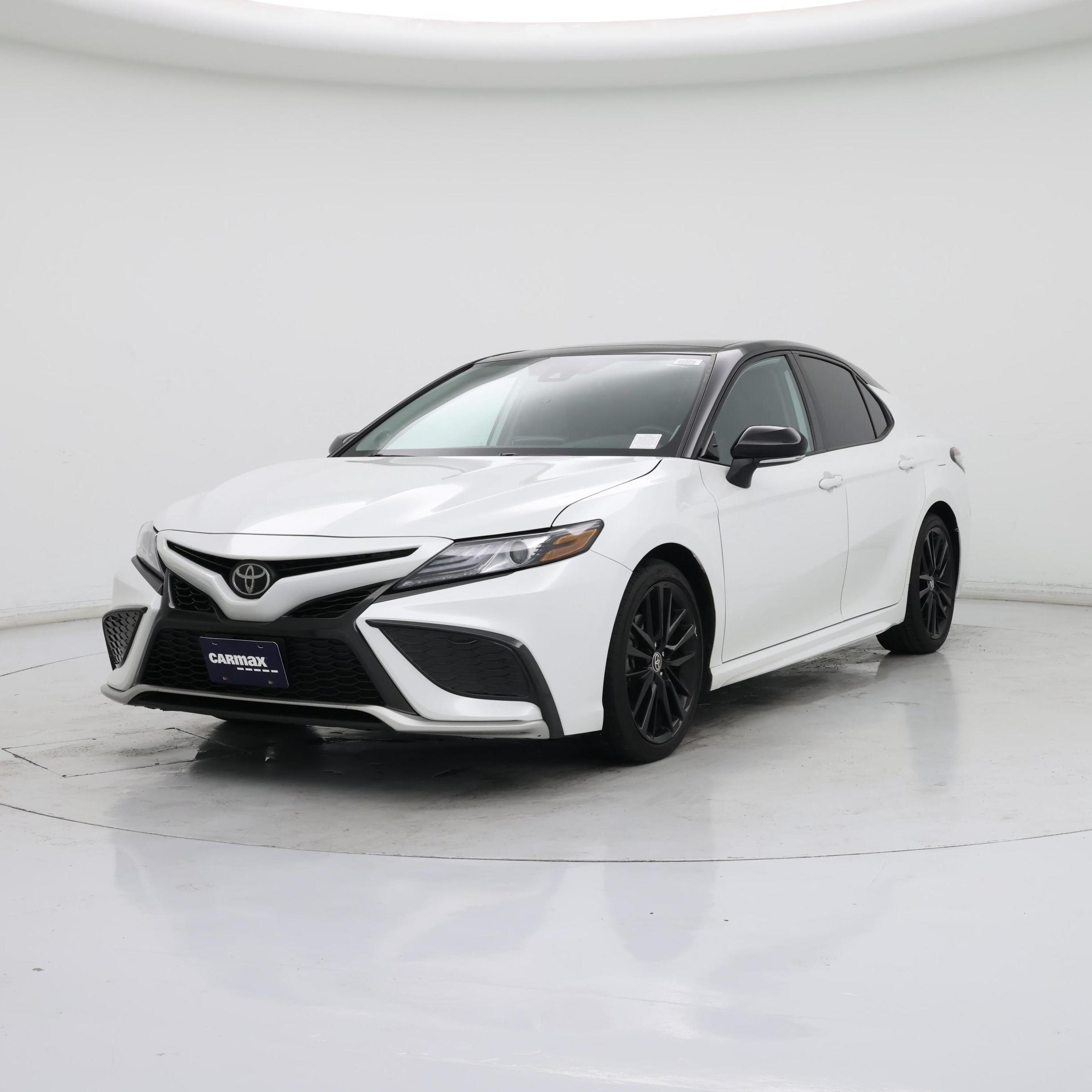 Thumbnail: 2023 Toyota Camry - 4