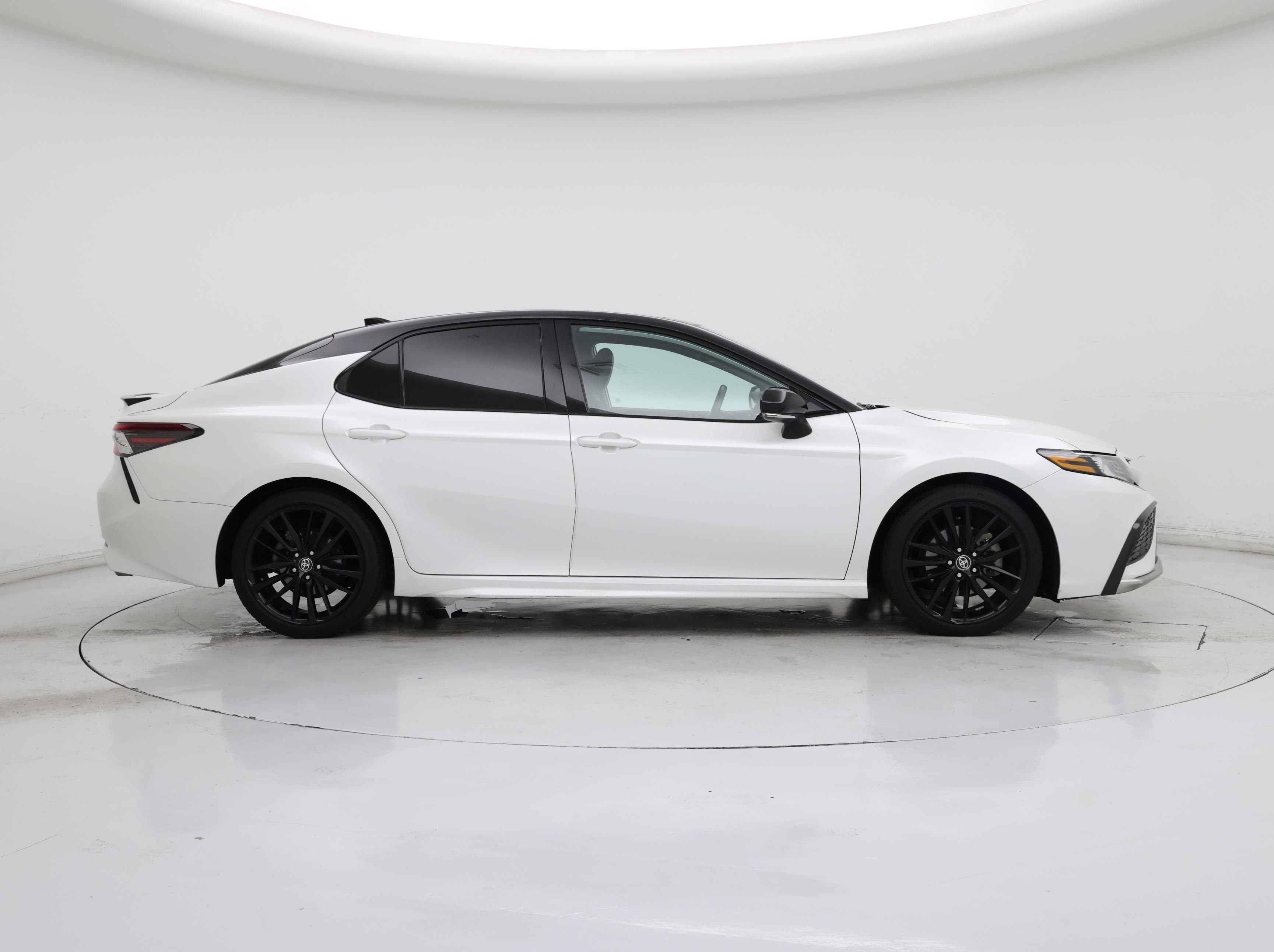 Thumbnail: 2023 Toyota Camry - 7