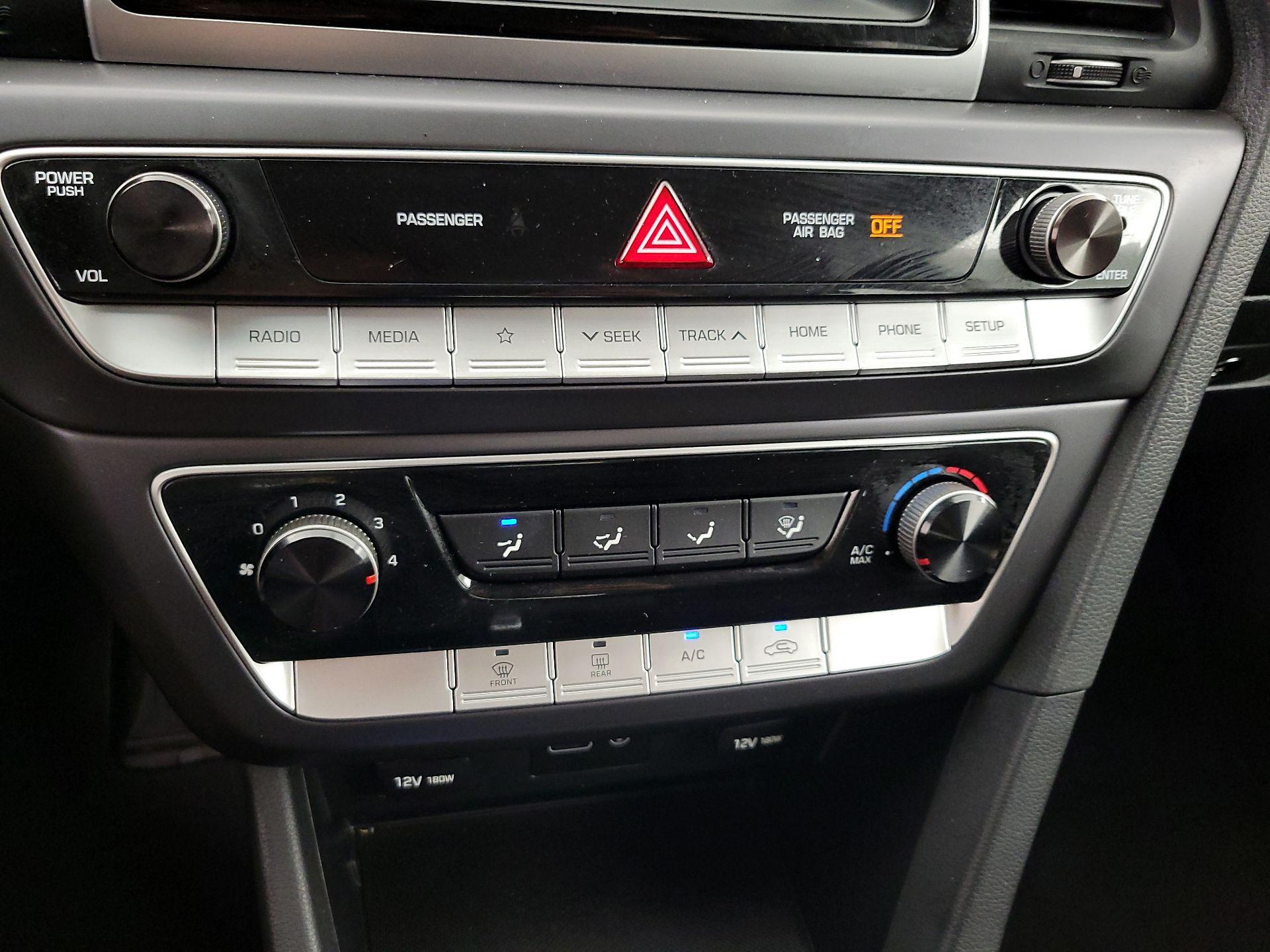 Thumbnail: 2019 Hyundai Sonata - 16