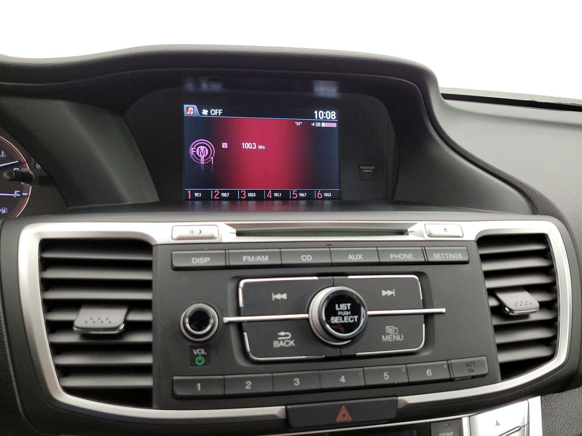 Thumbnail: 2015 Honda Accord - 15