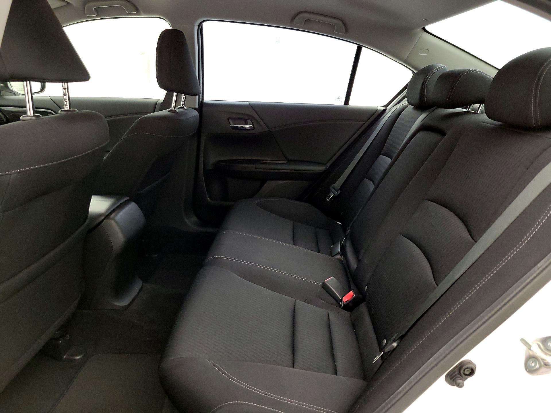 Thumbnail: 2015 Honda Accord - 19