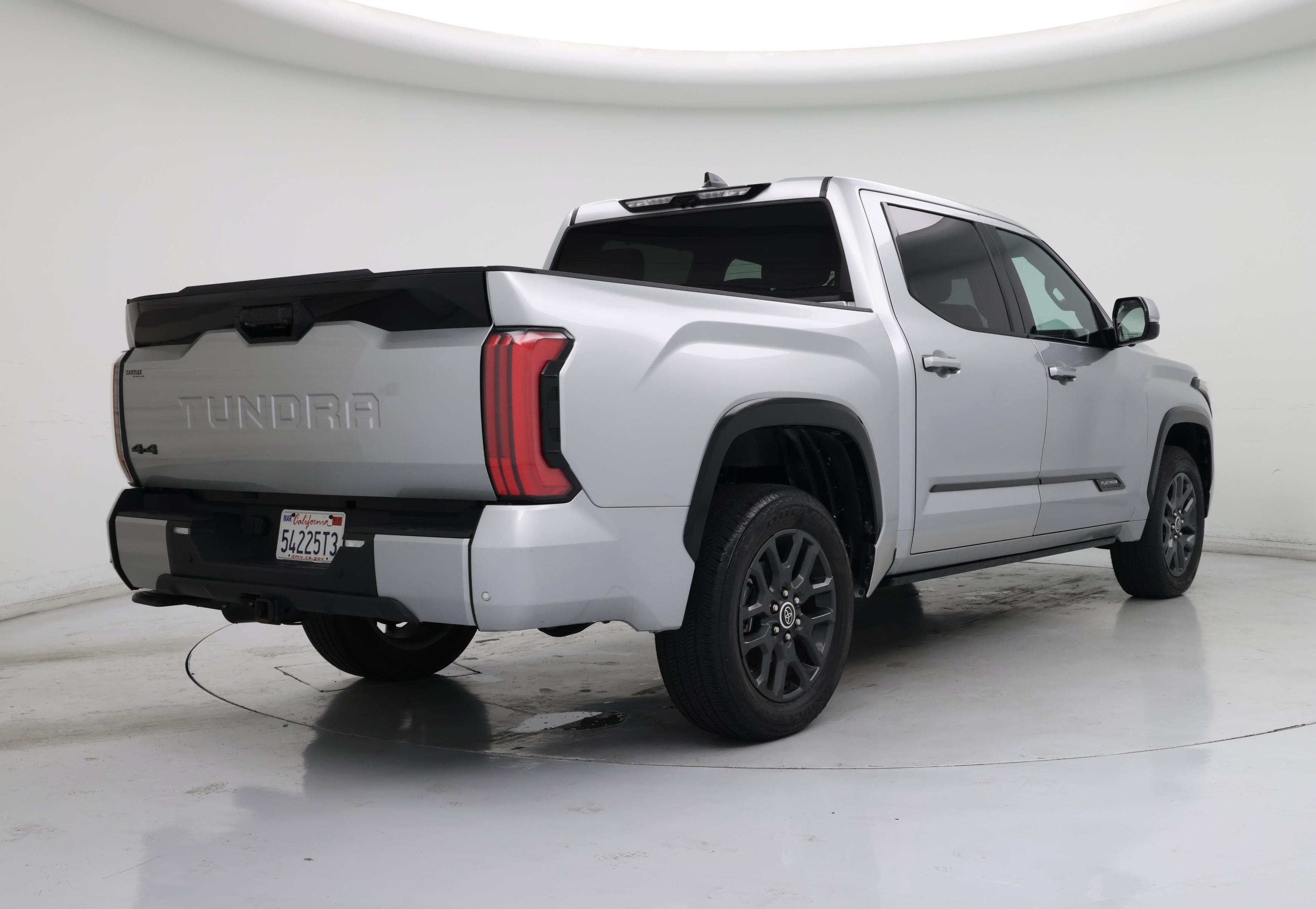 Thumbnail: 2023 Toyota Tundra - 8