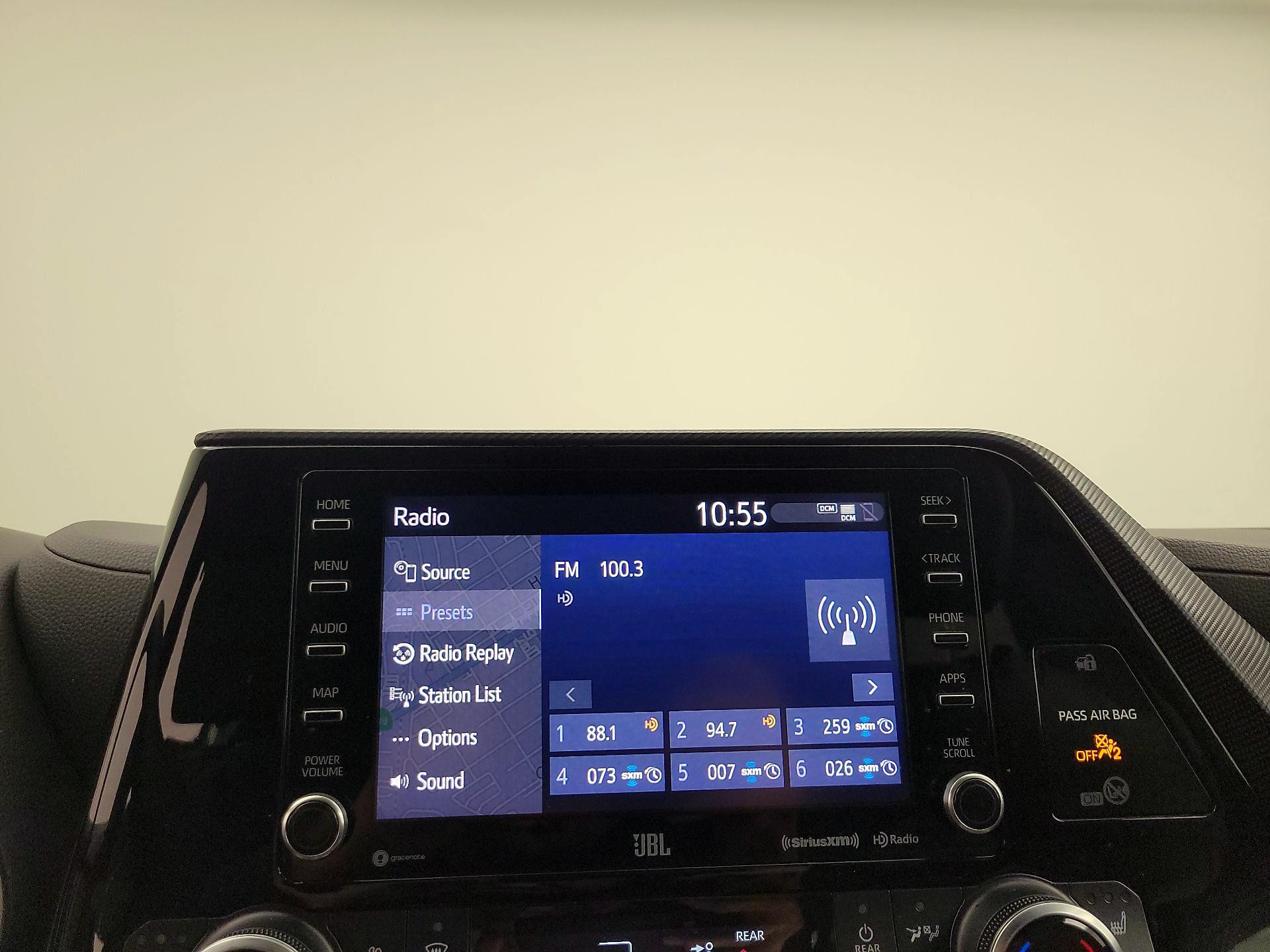 Thumbnail: 2021 Toyota Highlander - 16