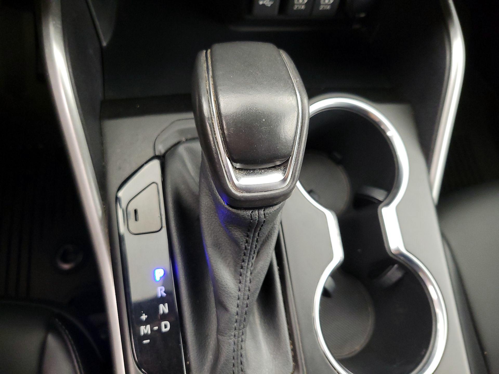 Thumbnail: 2021 Toyota Highlander - 18