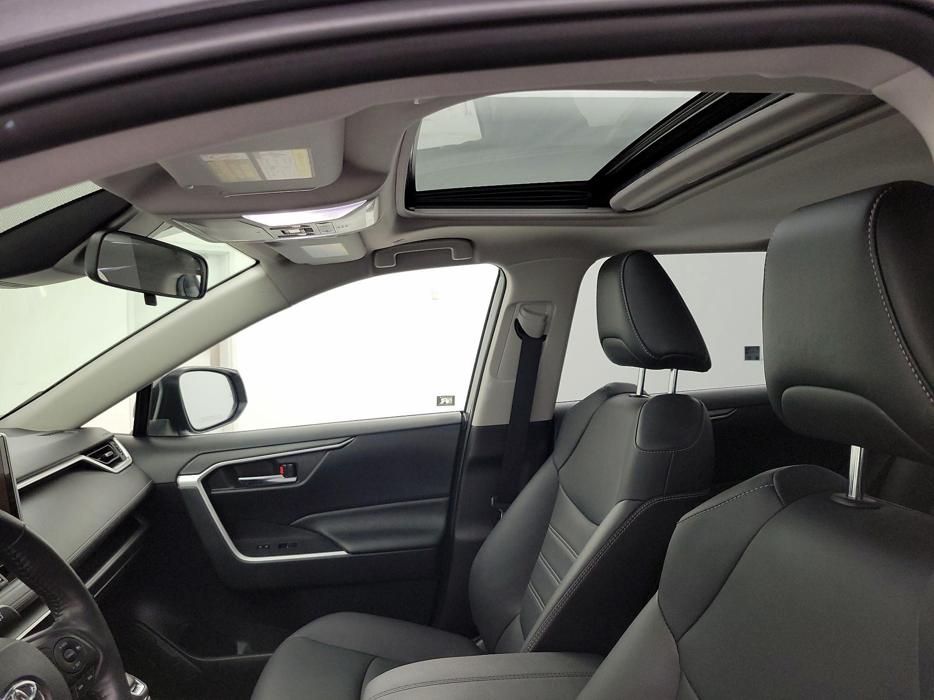Thumbnail: 2024 Toyota RAV4 - 19