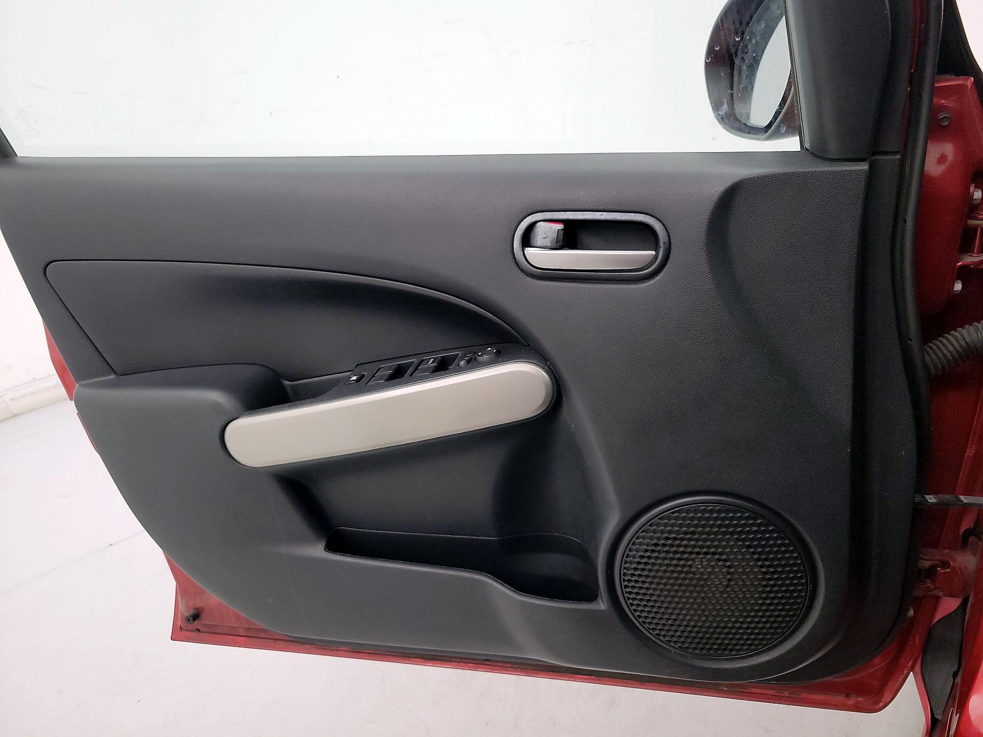 Thumbnail: 2014 Mazda Mazda2 - 12