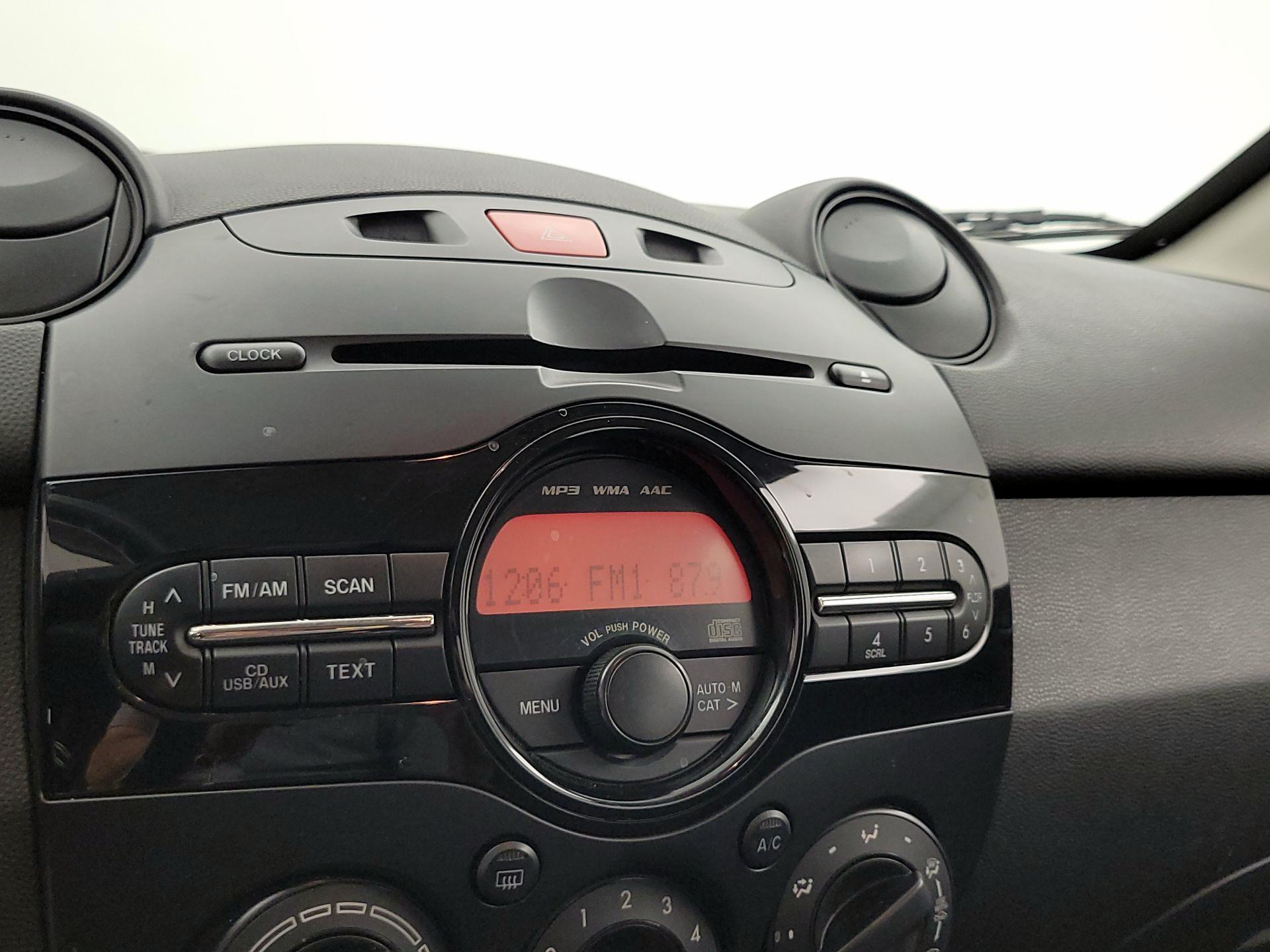 Thumbnail: 2014 Mazda Mazda2 - 14