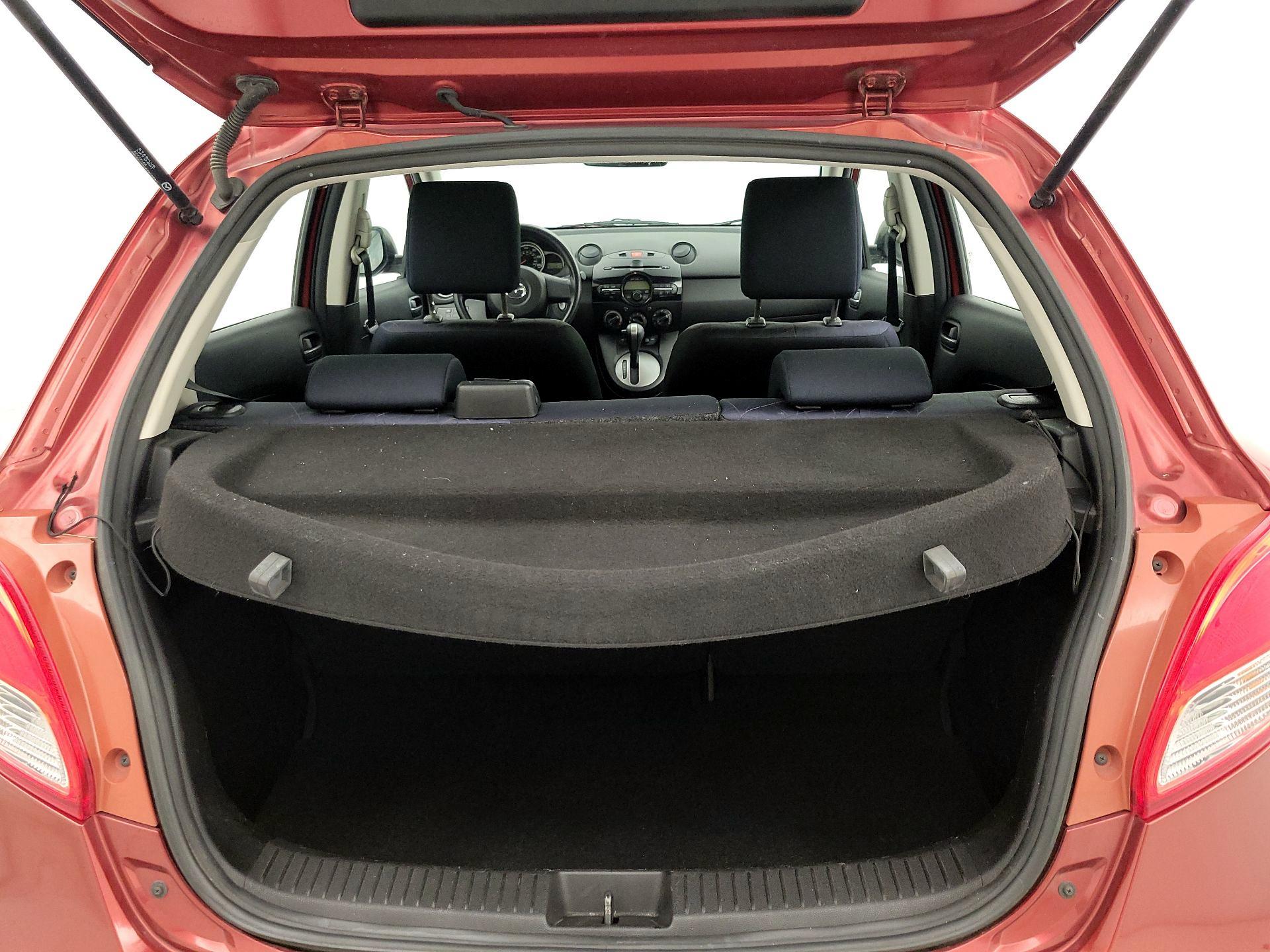 Thumbnail: 2014 Mazda Mazda2 - 19