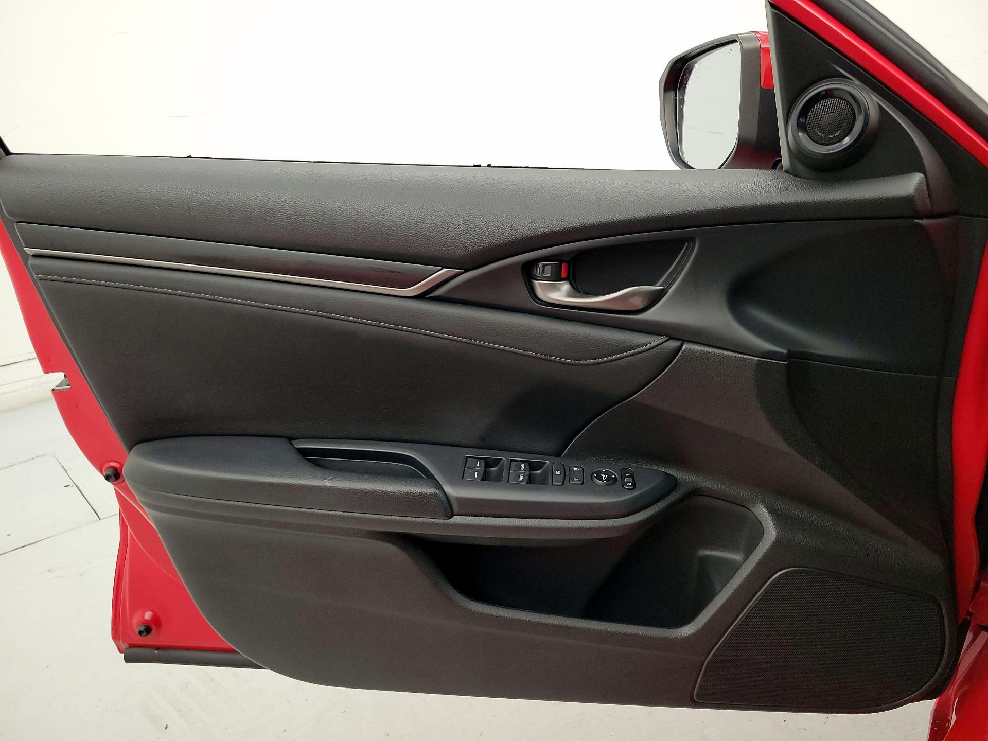 Thumbnail: 2020 Honda Civic - 12