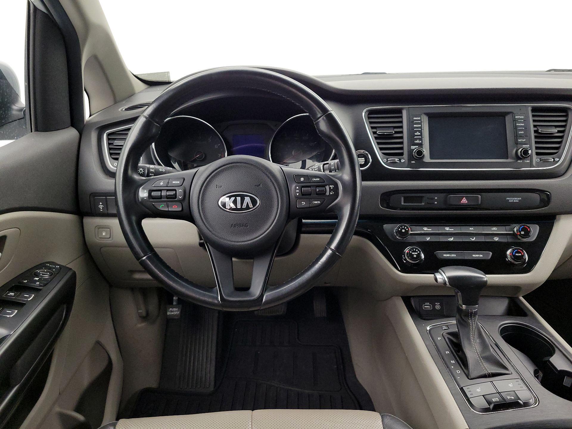 Thumbnail: 2018 Kia Sedona - 10