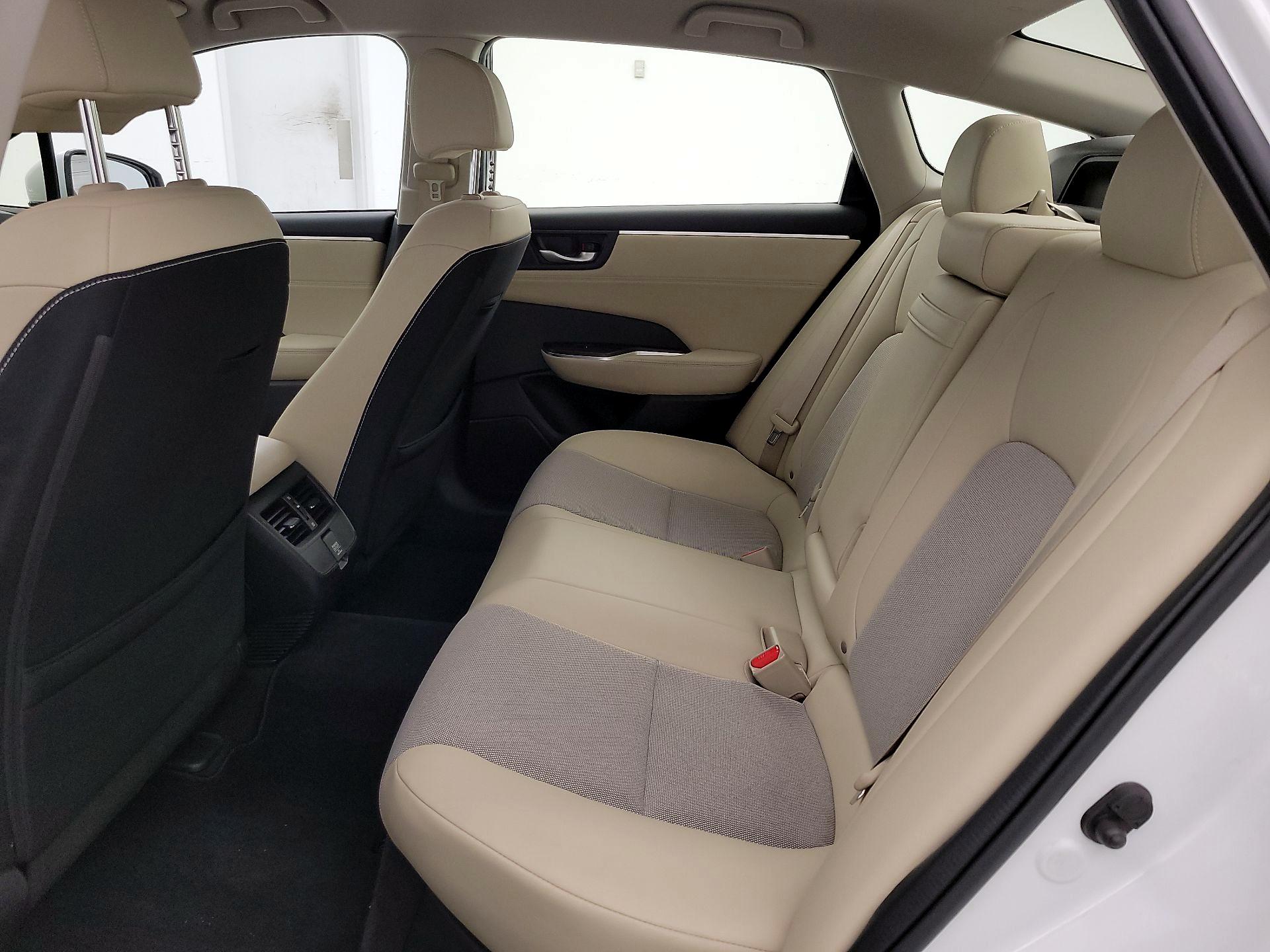 Thumbnail: 2018 Honda Clarity - 19