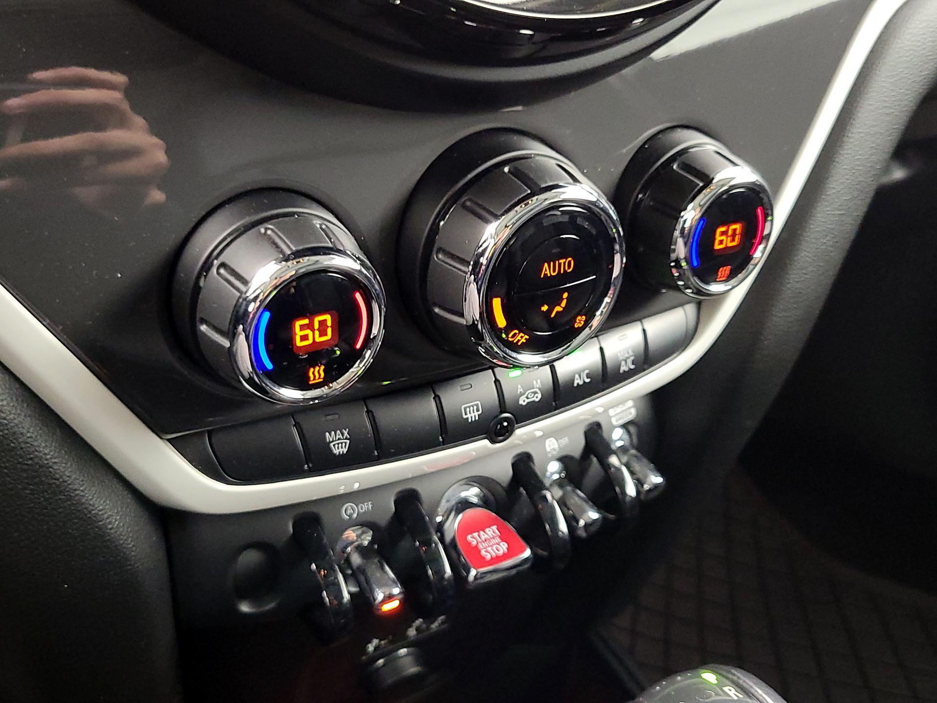 Thumbnail: 2018 MINI Cooper Countryman - 16