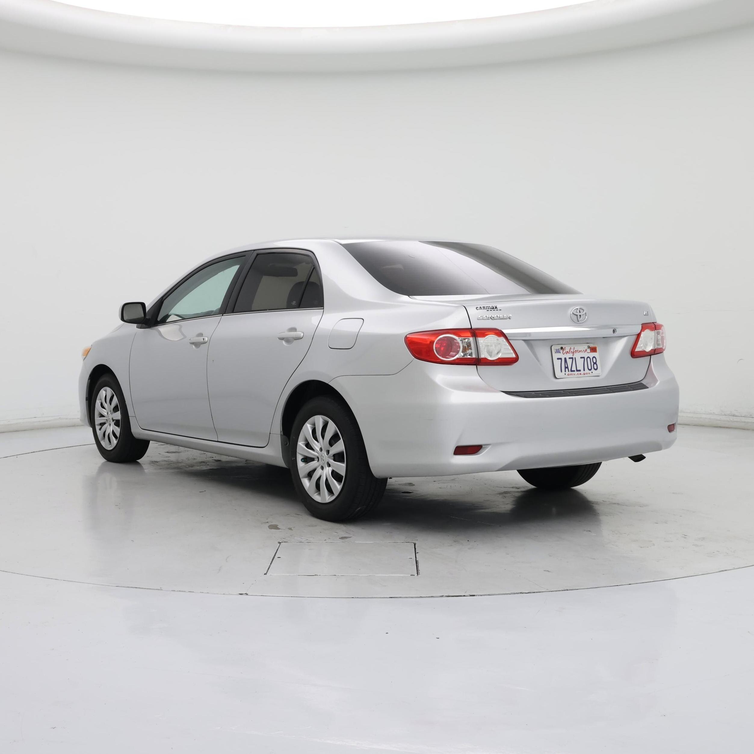 Thumbnail: 2013 Toyota Corolla - 2