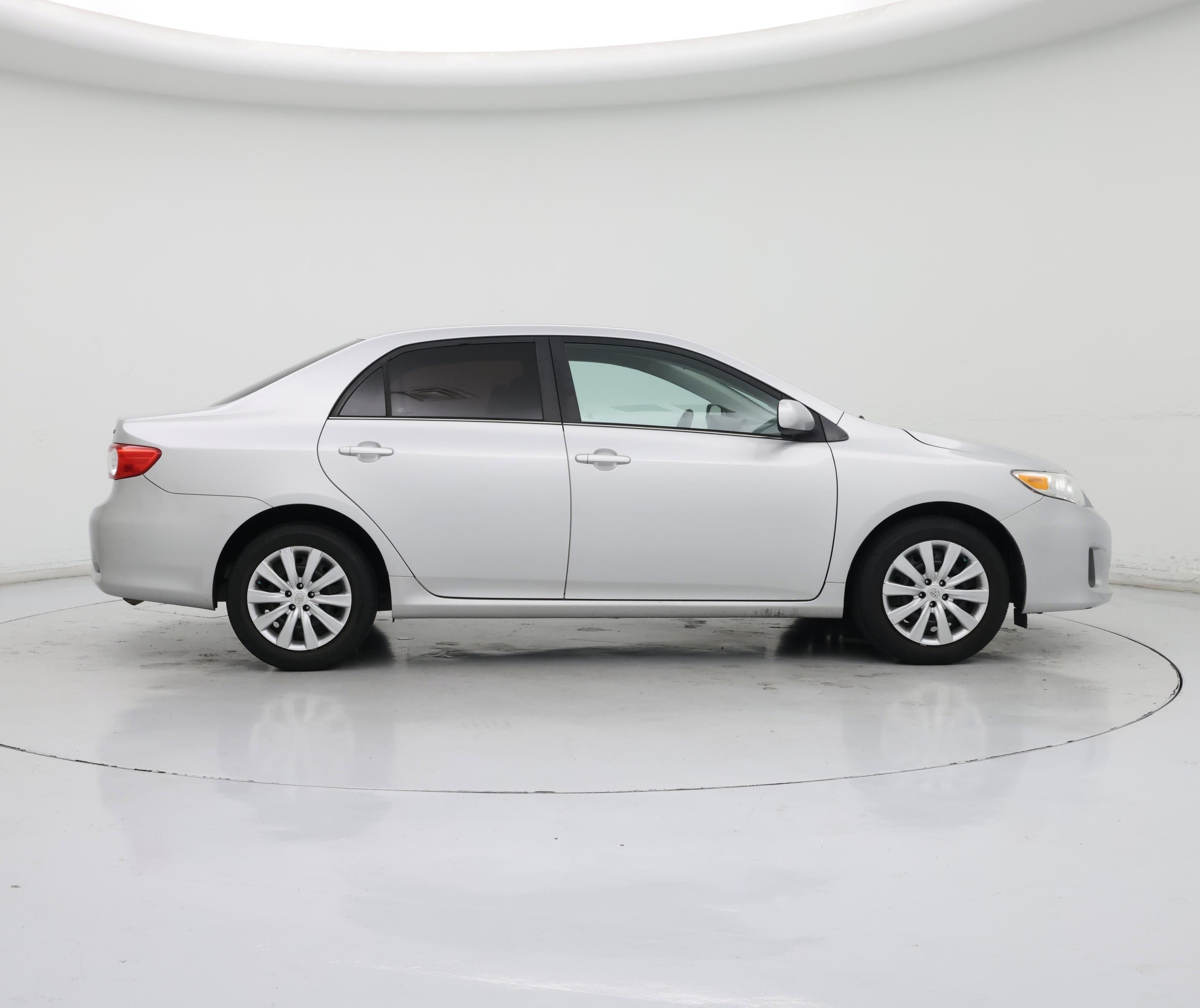 Thumbnail: 2013 Toyota Corolla - 7