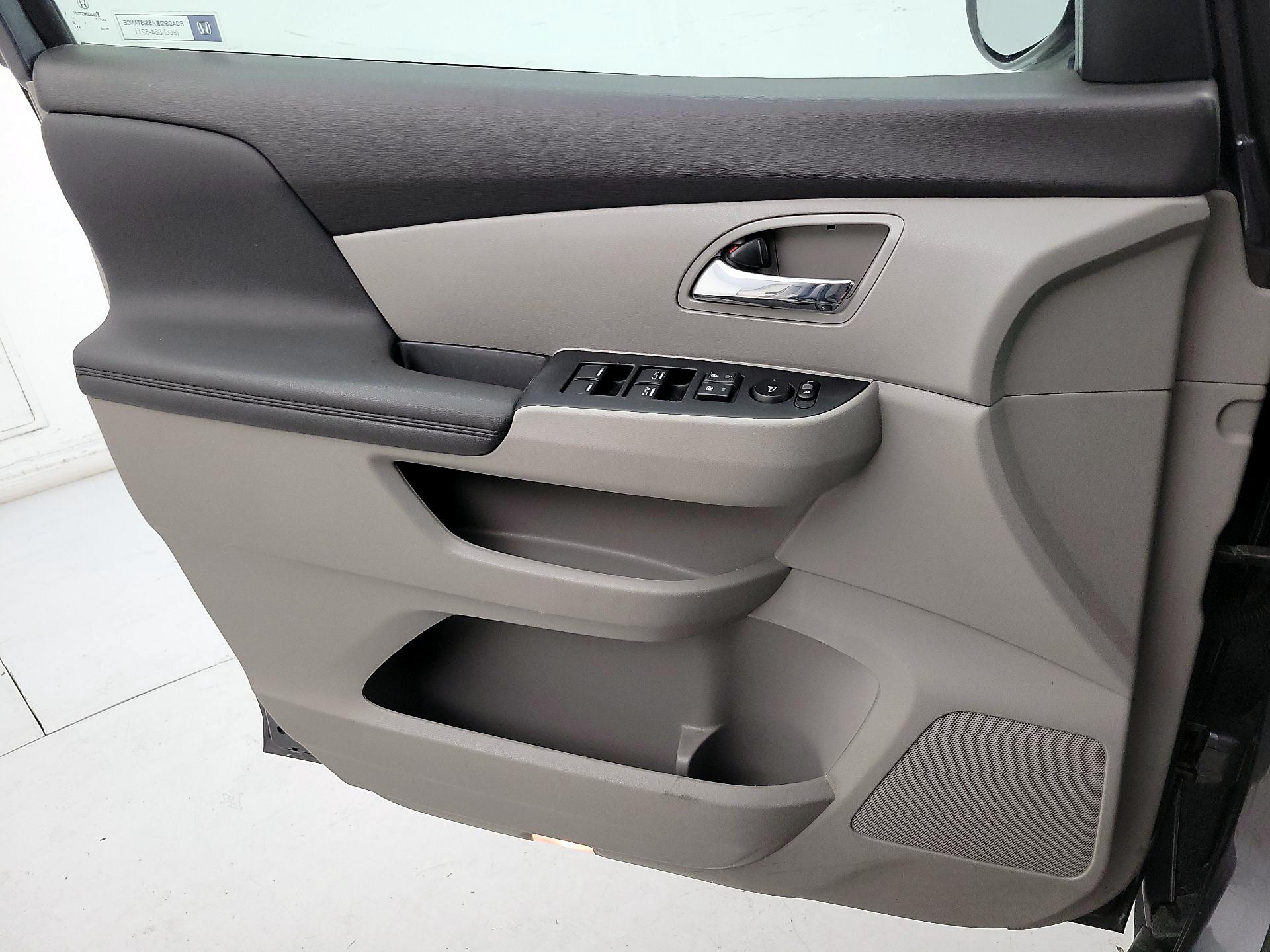 Thumbnail: 2016 Honda Odyssey - 12