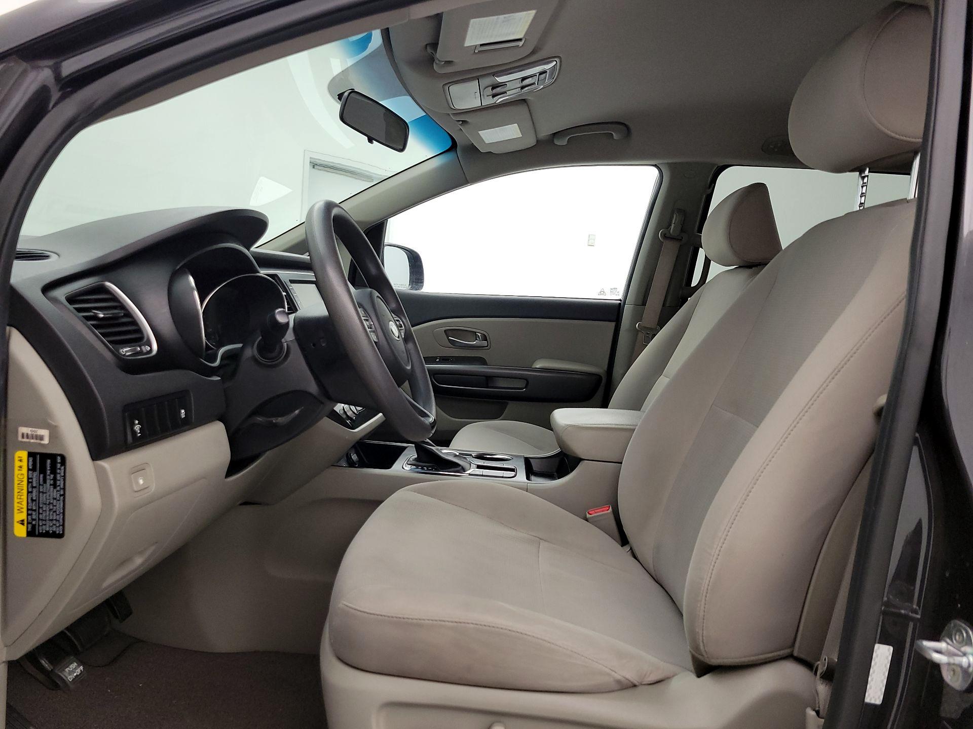 Thumbnail: 2019 Kia Sedona - 11