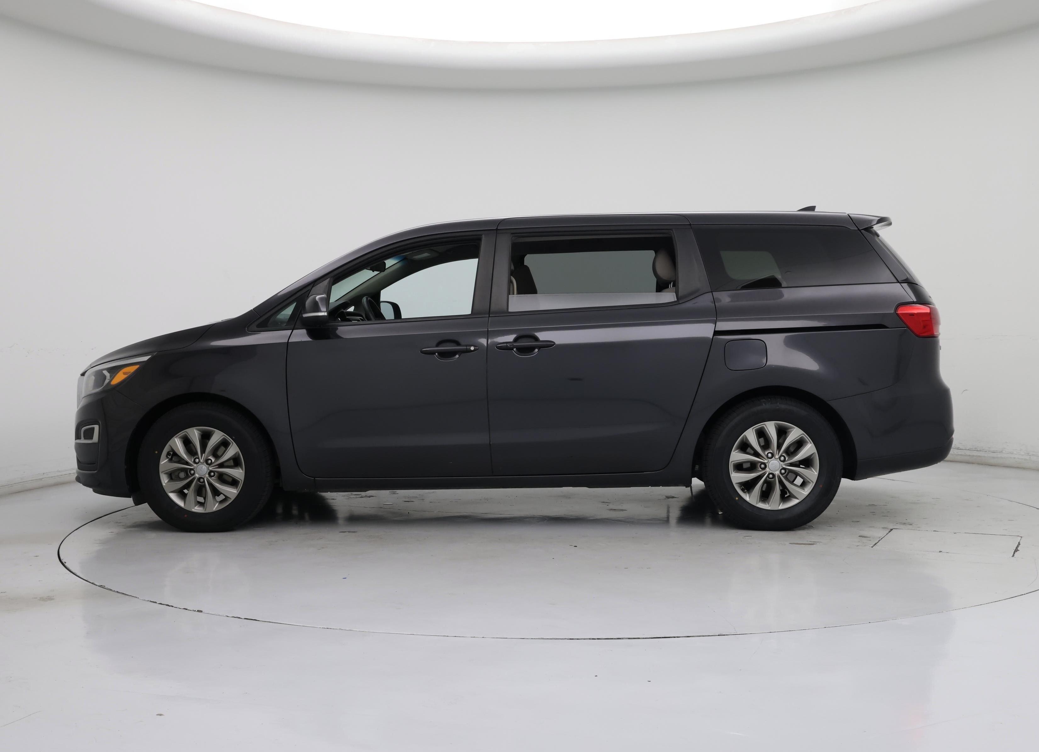 Thumbnail: 2019 Kia Sedona - 3