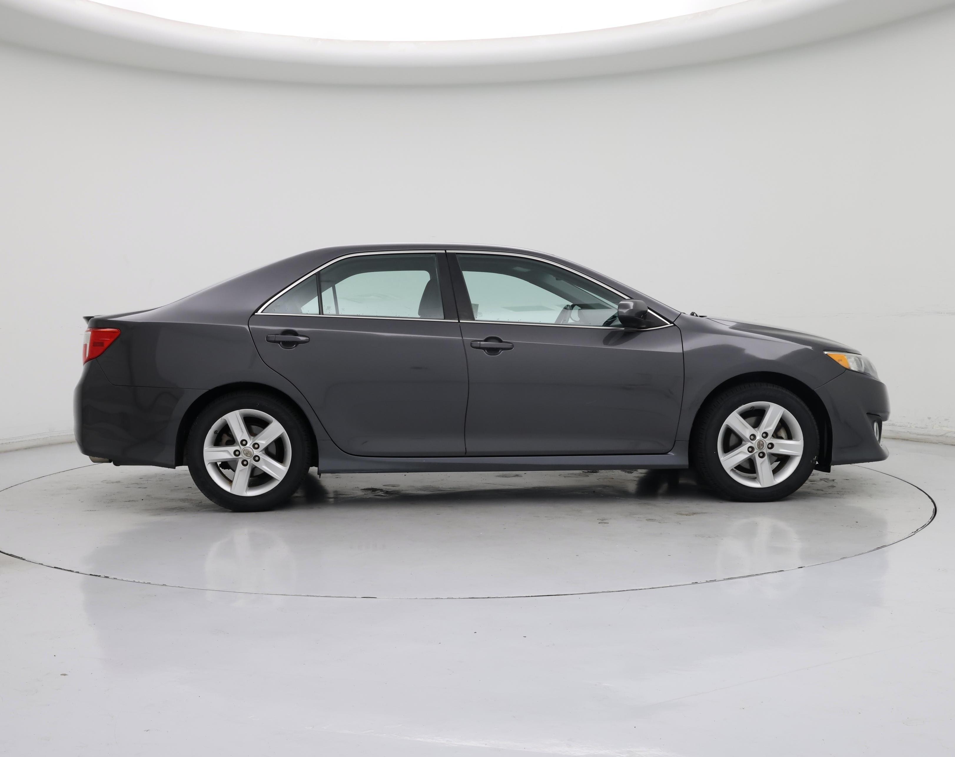 Thumbnail: 2014 Toyota Camry - 7