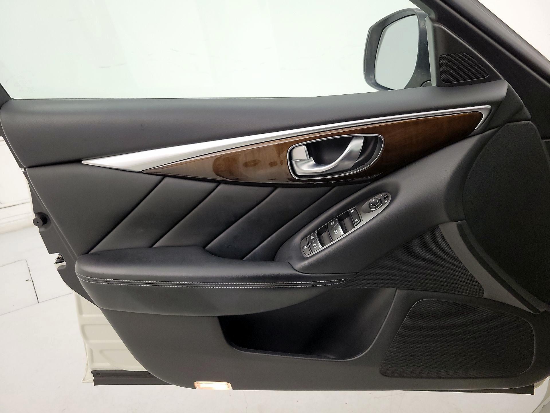 Thumbnail: 2019 INFINITI Q50 - 12