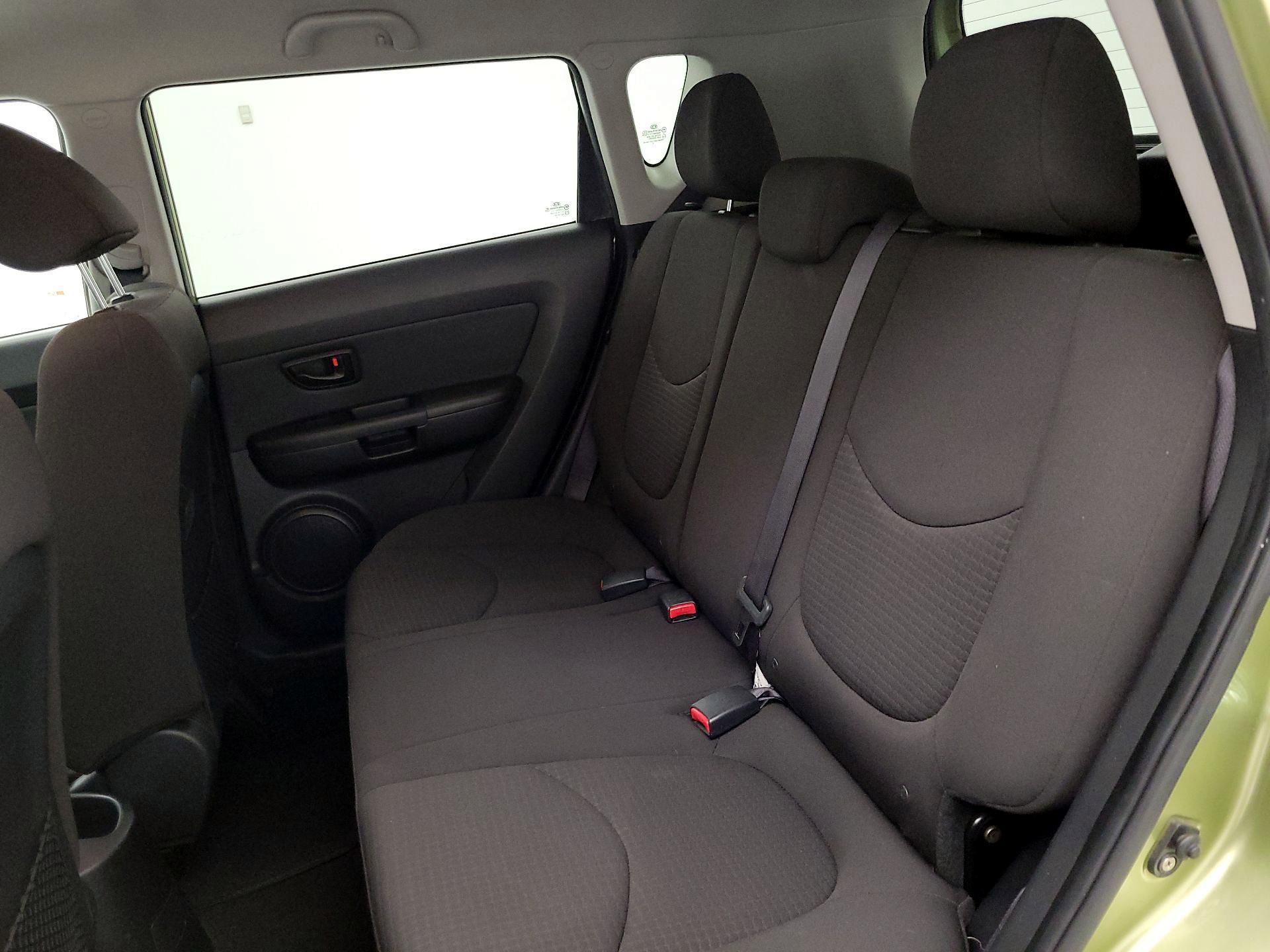 Thumbnail: 2013 Kia Soul - 18