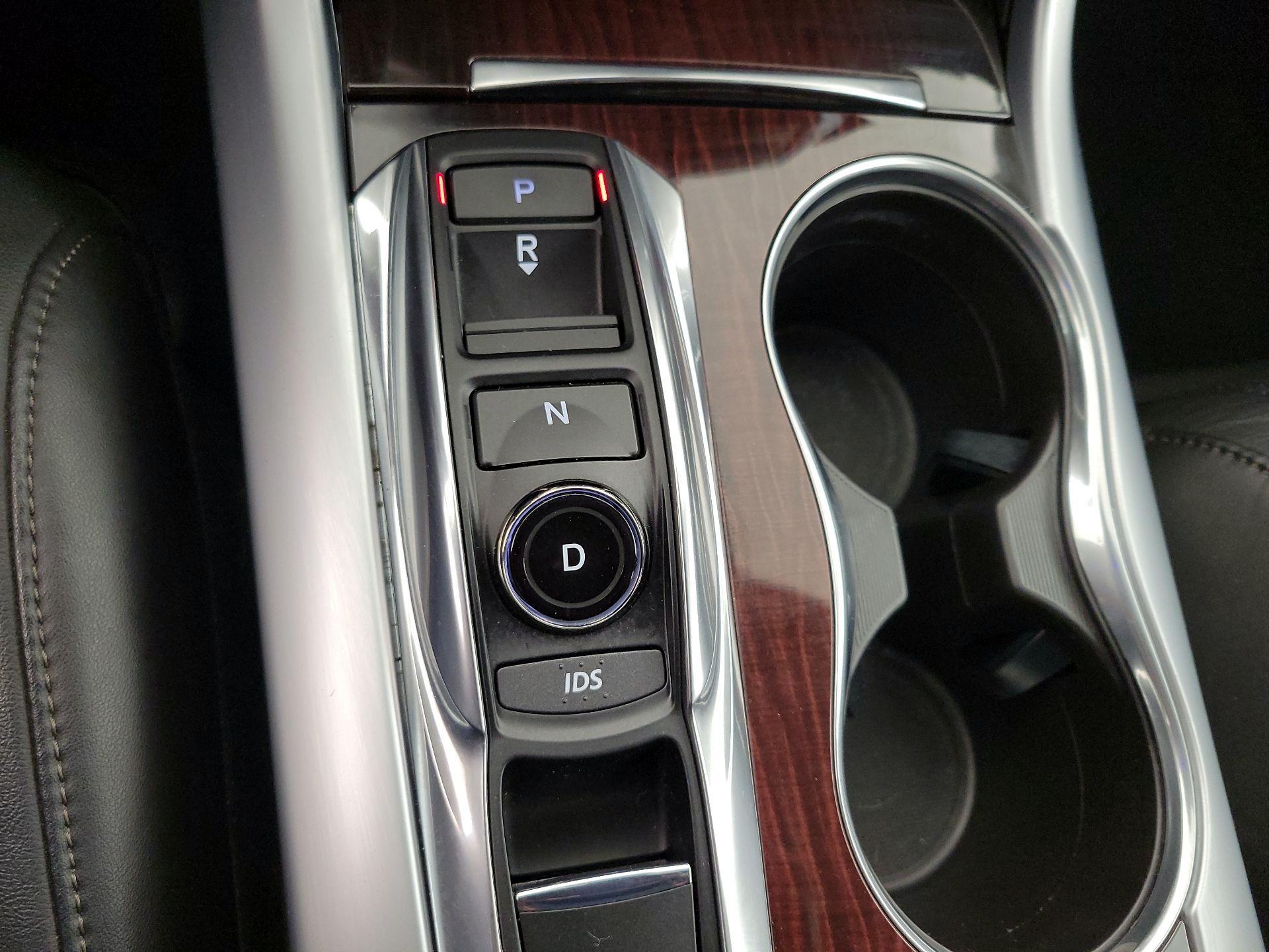 Thumbnail: 2016 Acura TLX - 18